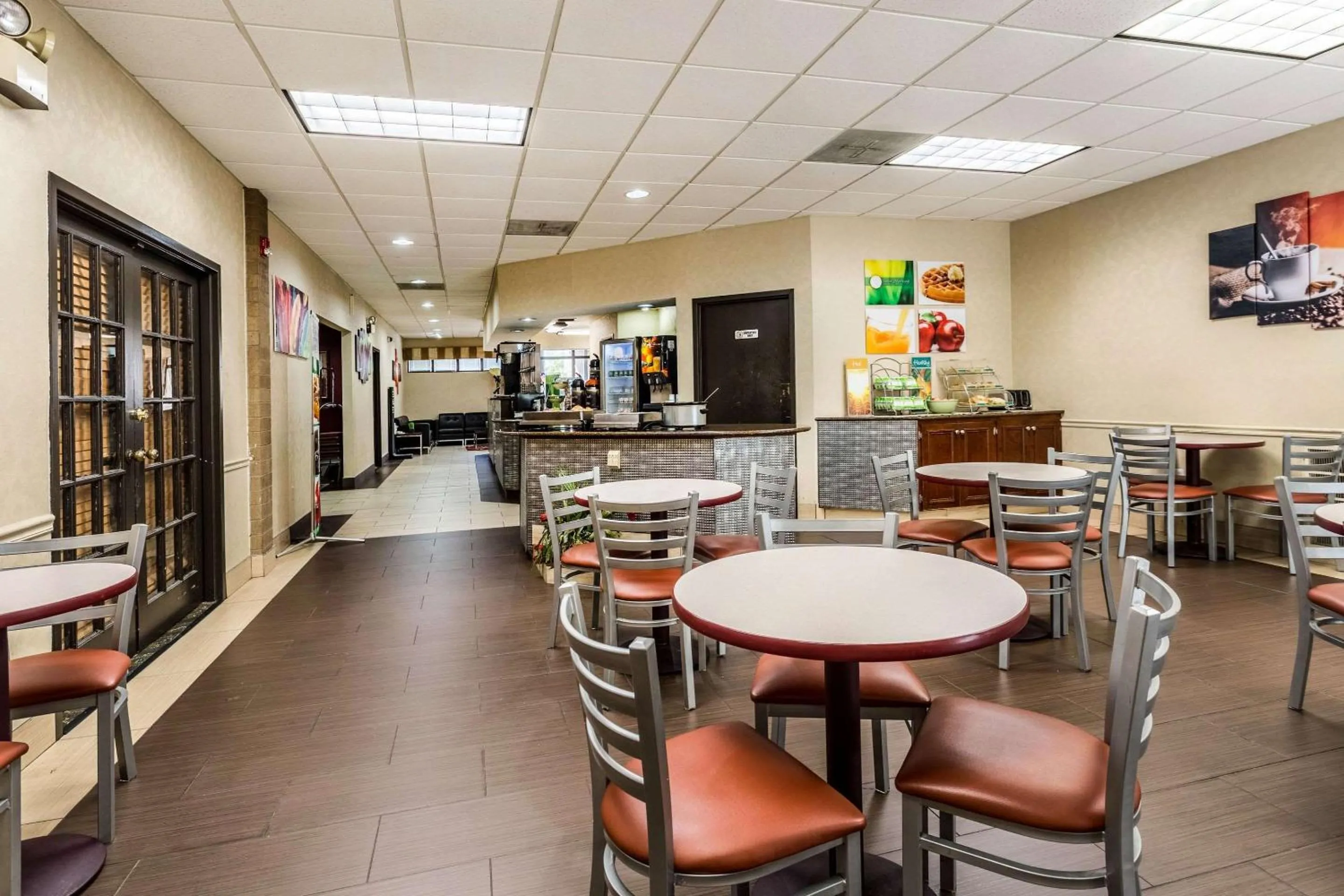Restaurant/places to eat in Quality Inn Tupelo Central