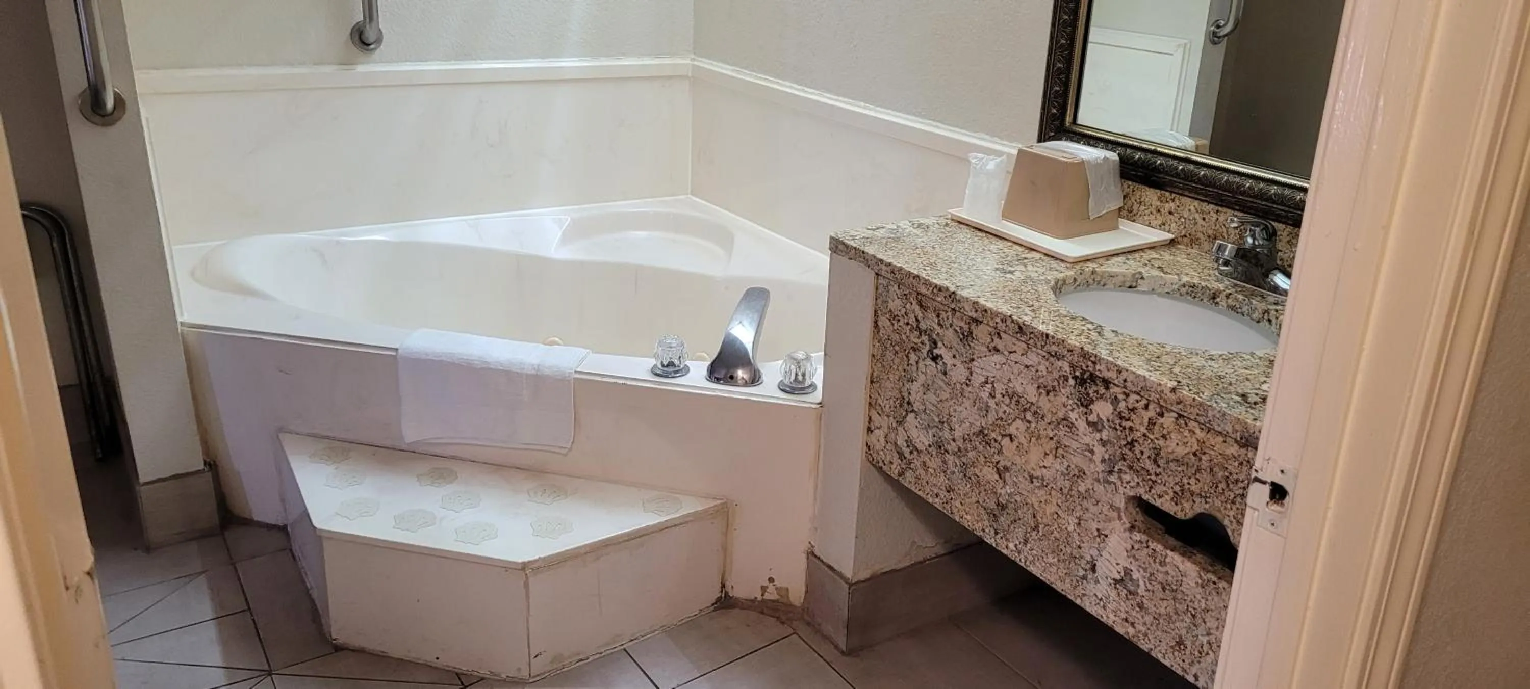 Spa and wellness centre/facilities in Motel 6 Jackson MS Southwest