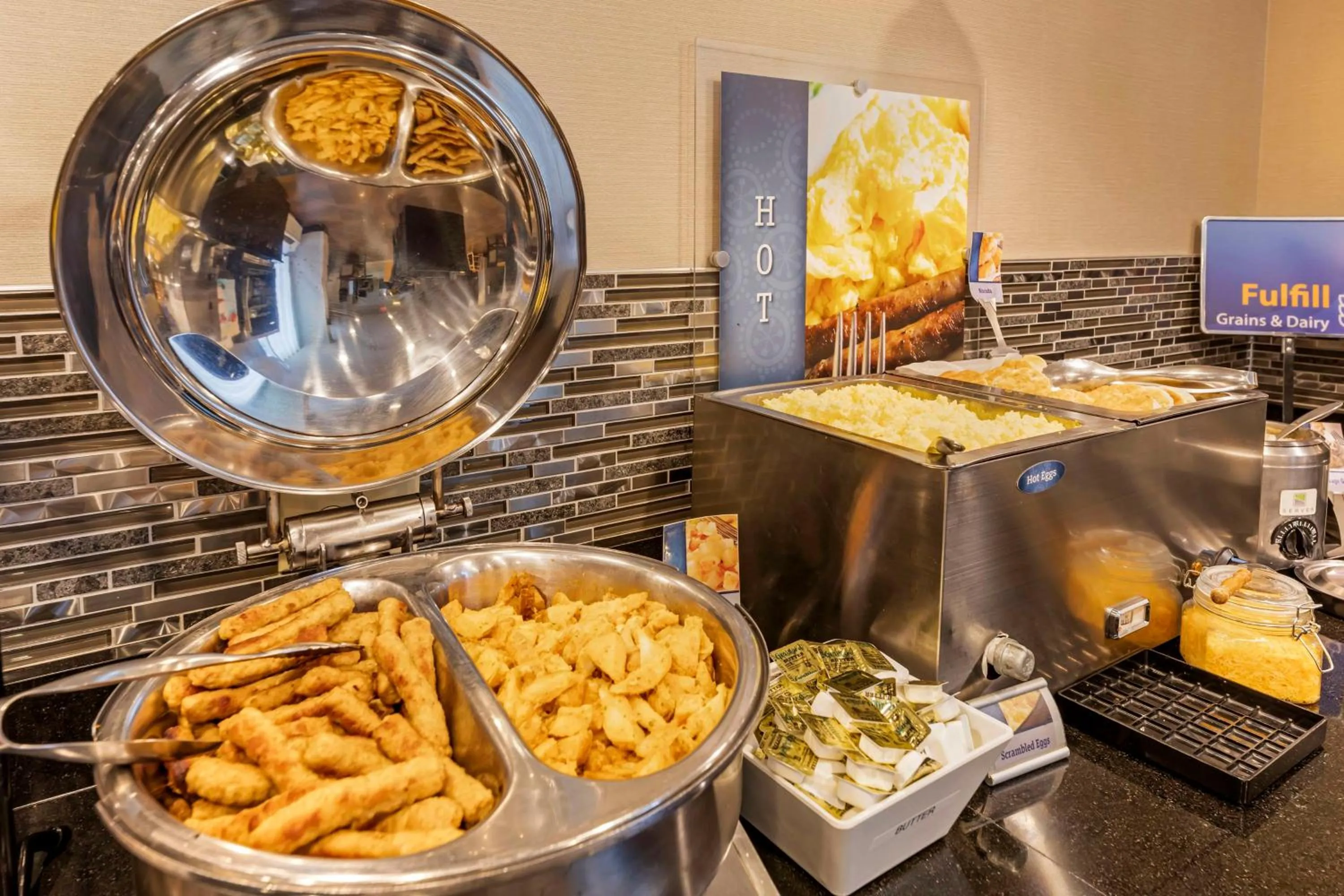 Breakfast in Best Western New Albany