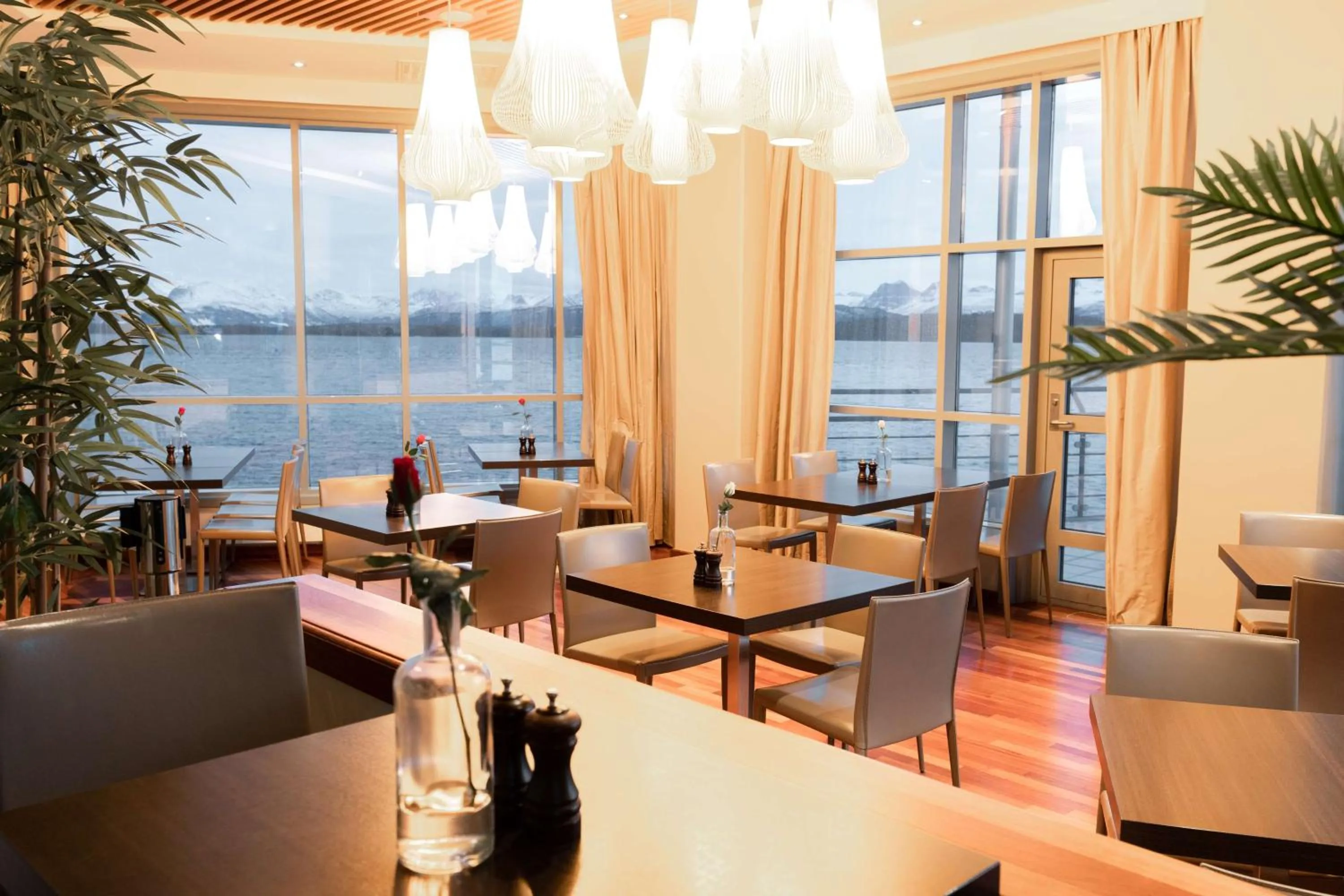 Breakfast in Scandic Seilet Hotel