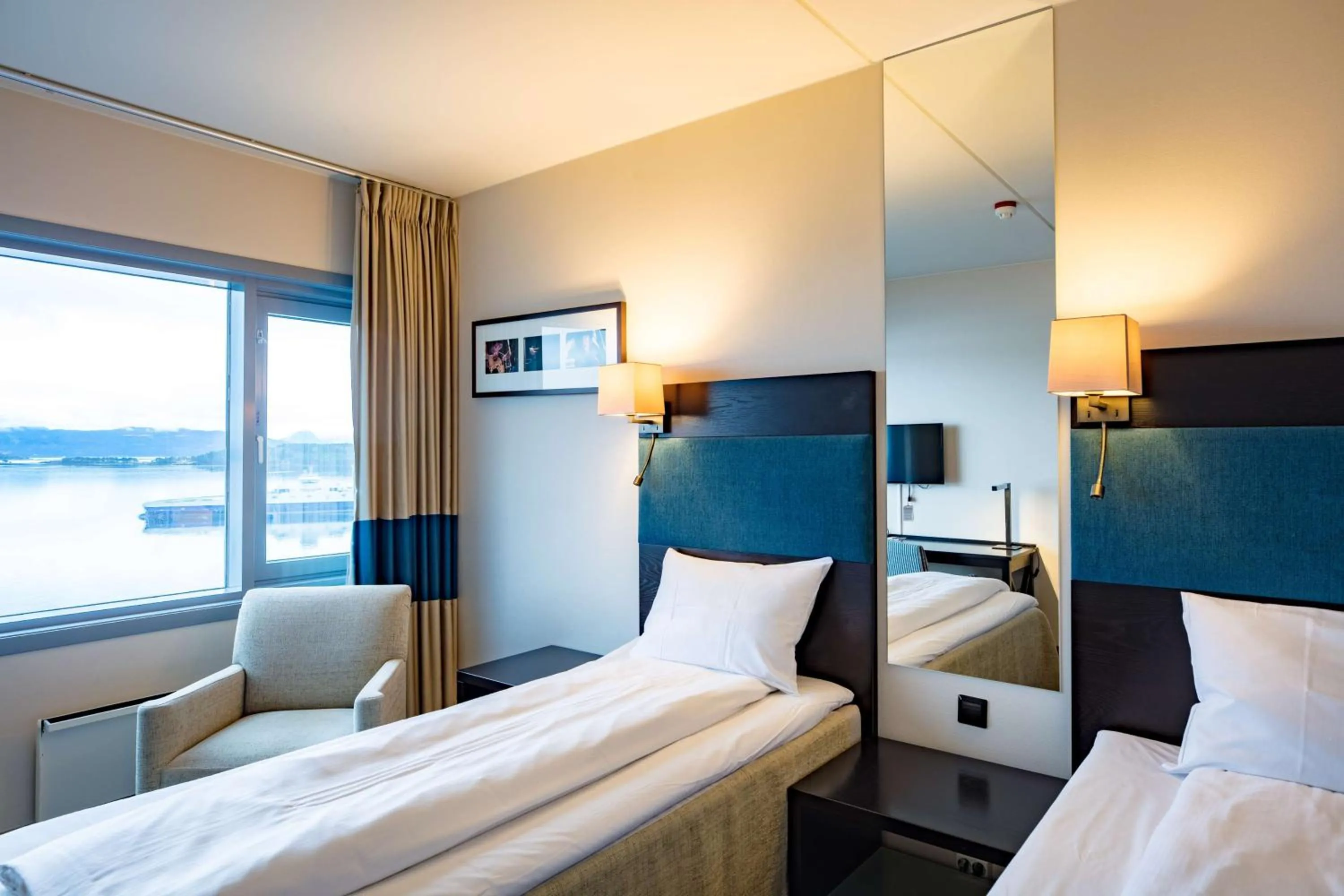 Photo of the whole room, Bed in Scandic Seilet Hotel