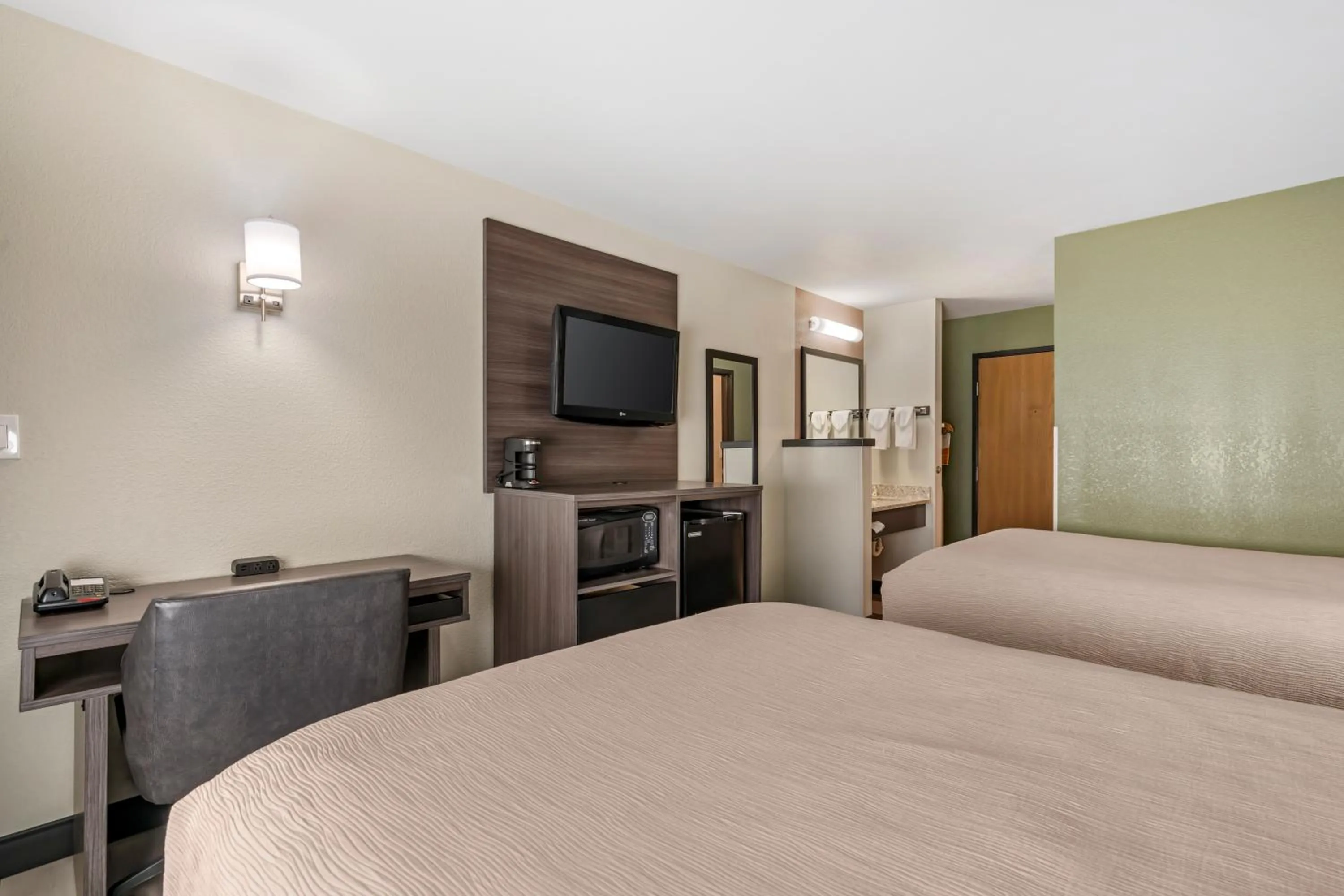 Bed in Quality Inn Red Lodge Gateway To Yellowstone