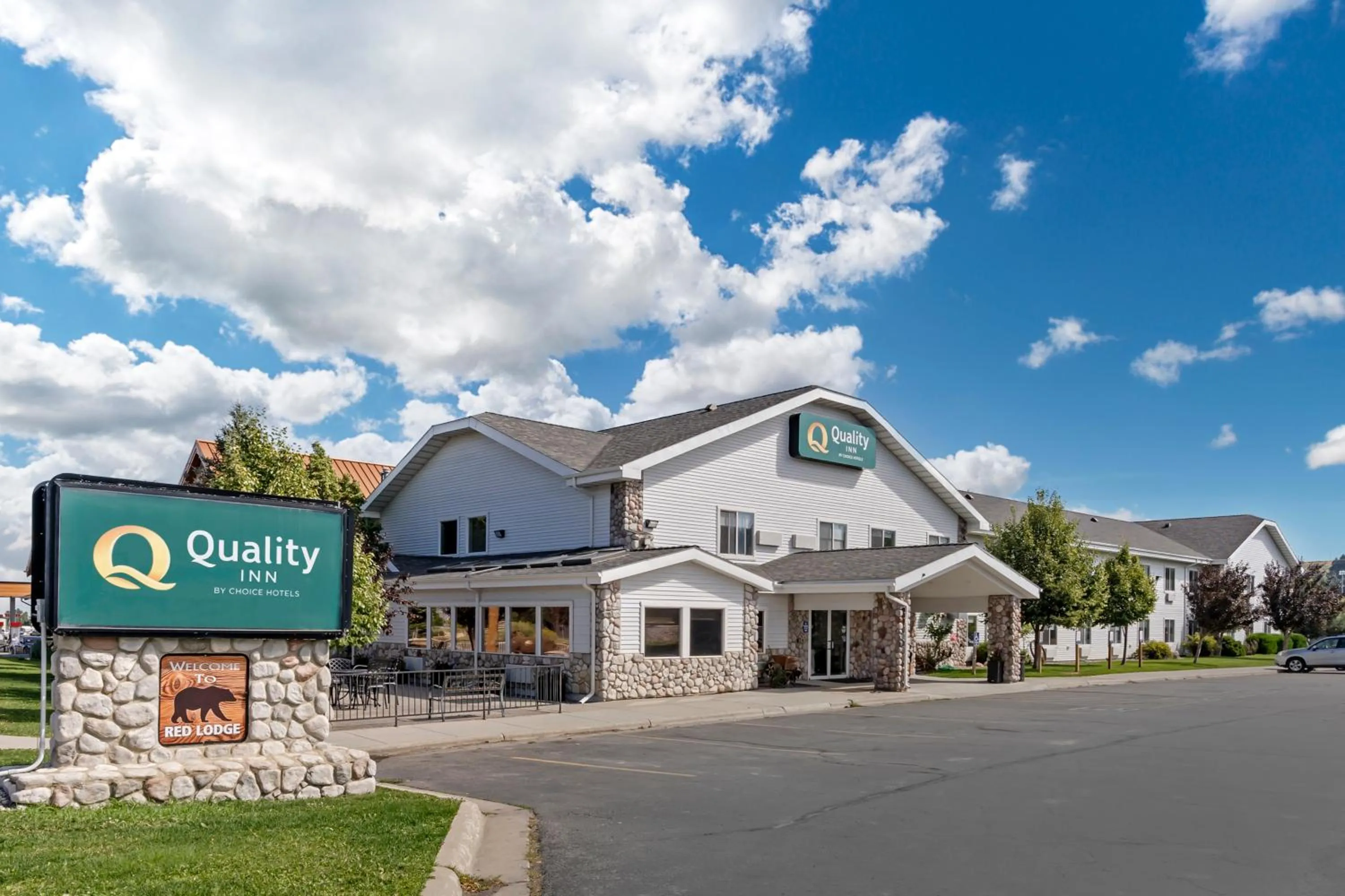 Property building in Quality Inn Red Lodge Gateway To Yellowstone
