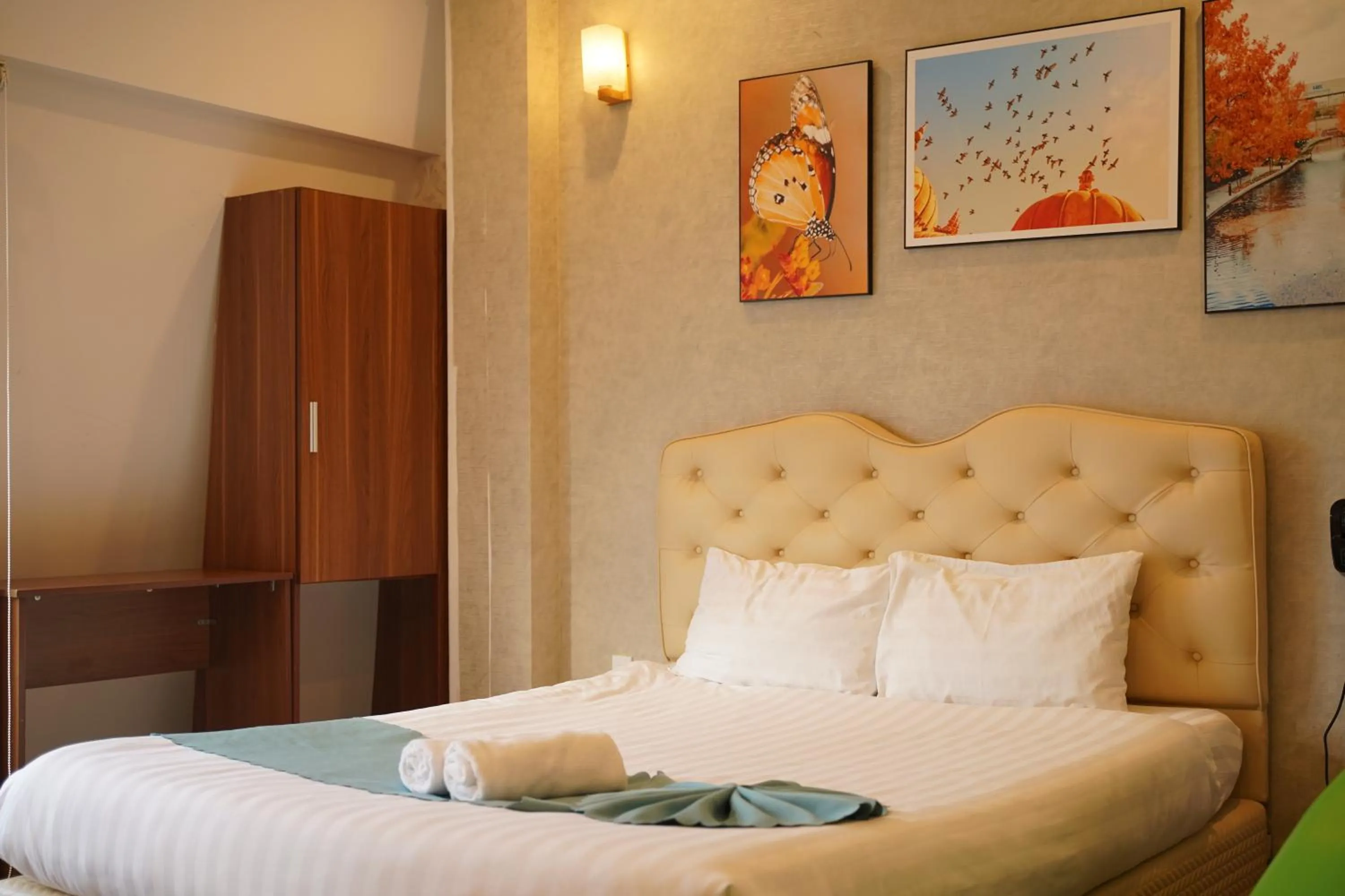 Bed in Ngàn Phố Studio & Love Hotel