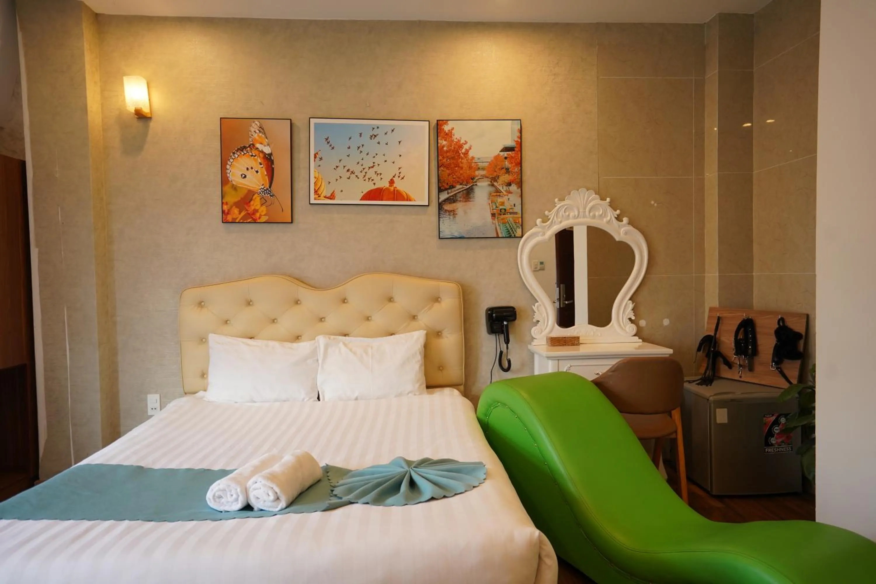 Bed in Ngàn Phố Studio & Love Hotel