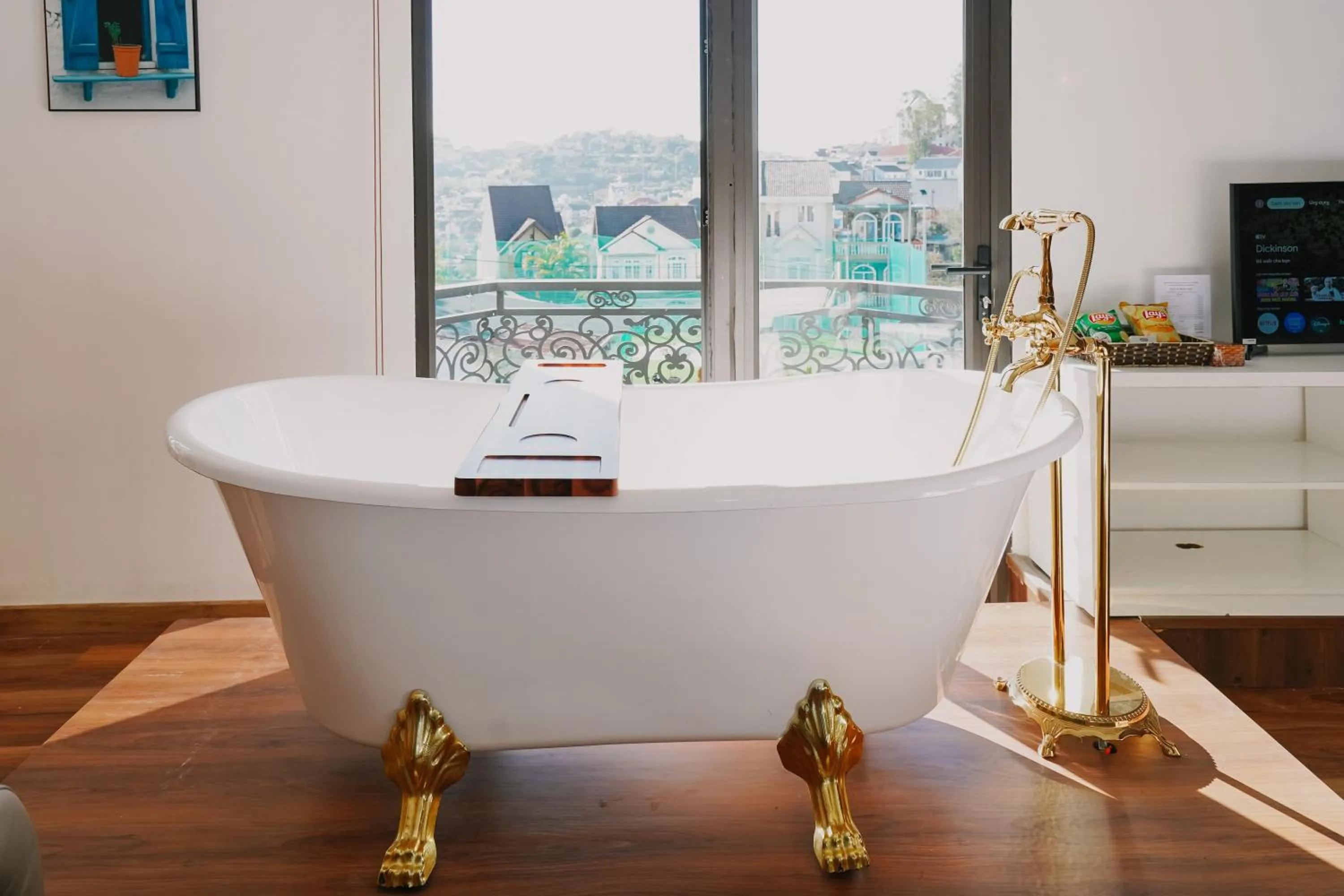 Bath in Ngàn Phố Studio & Love Hotel