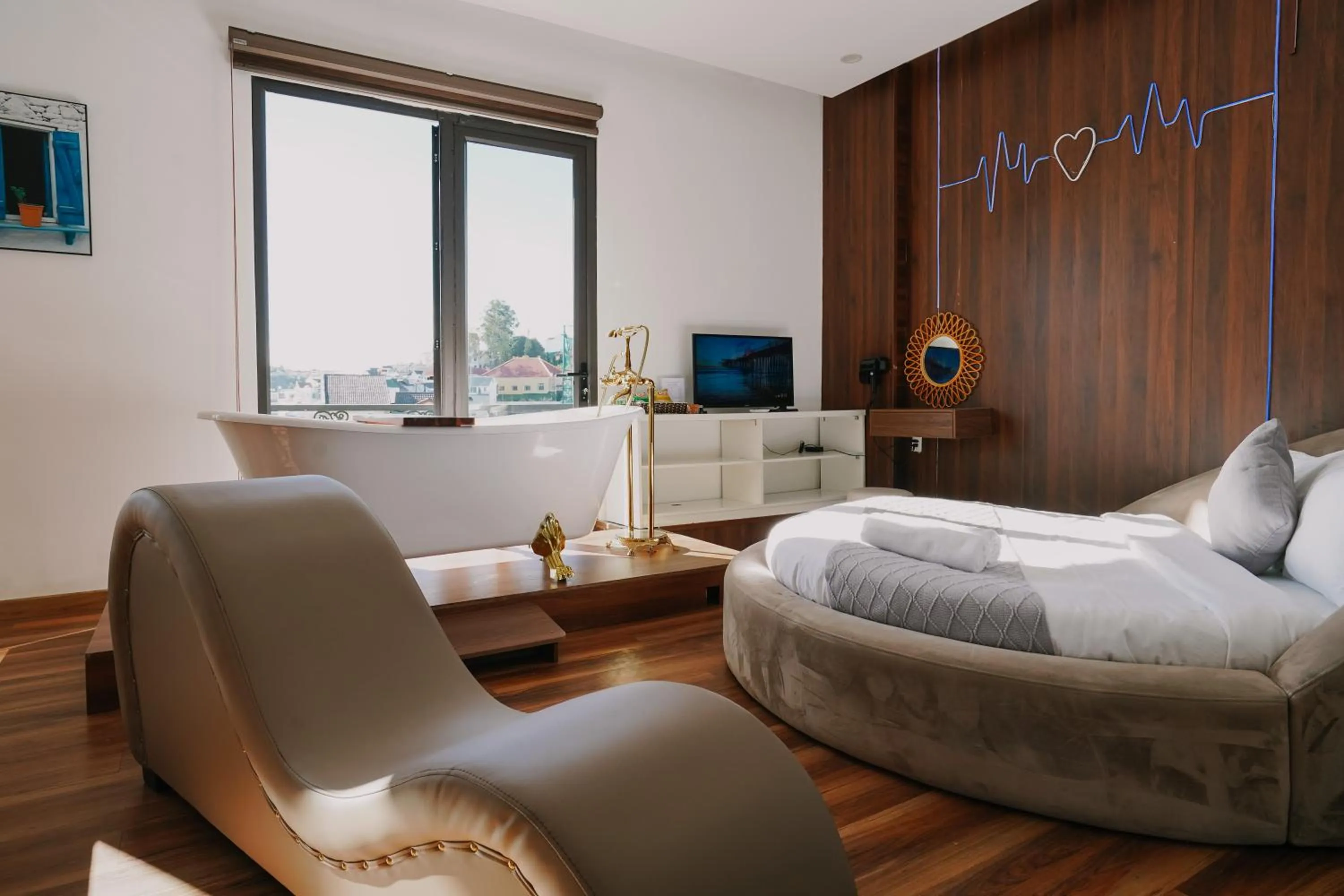 Bed in Ngàn Phố Studio & Love Hotel