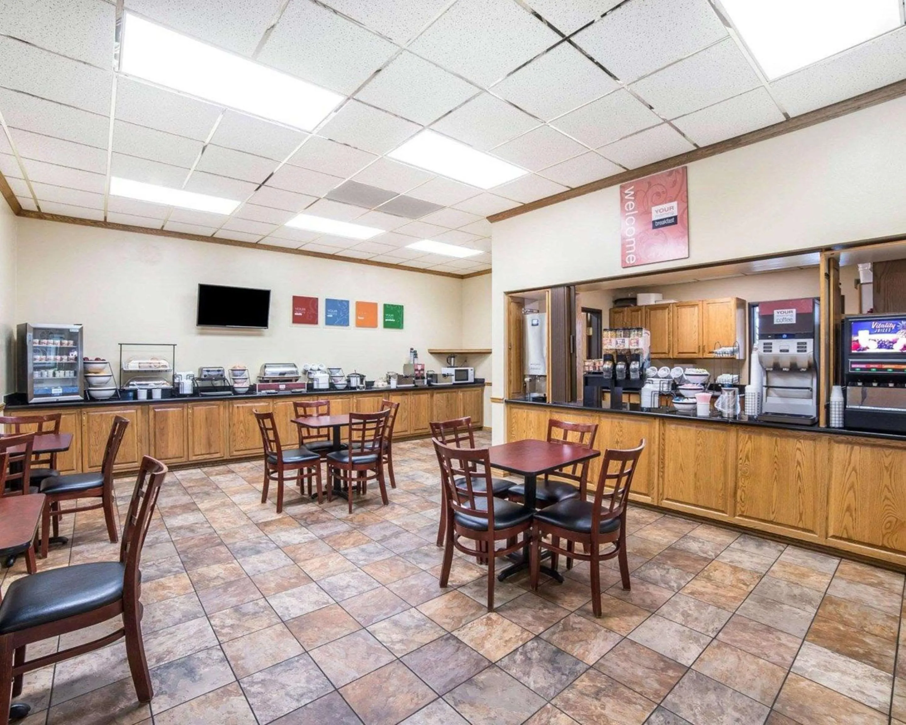 Restaurant/places to eat in FairBridge Inn & Suites Glendive
