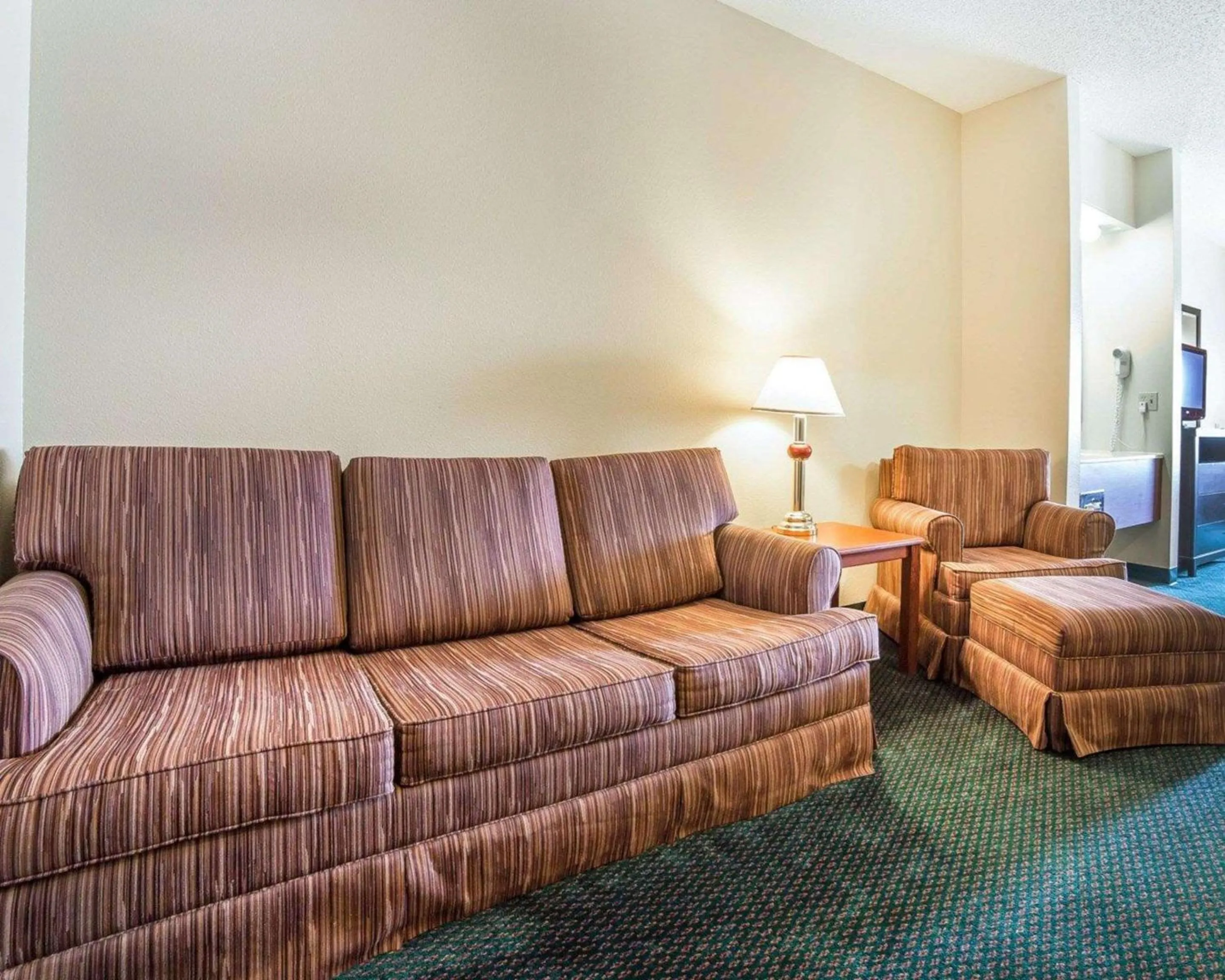 Photo of the whole room in FairBridge Inn & Suites Glendive