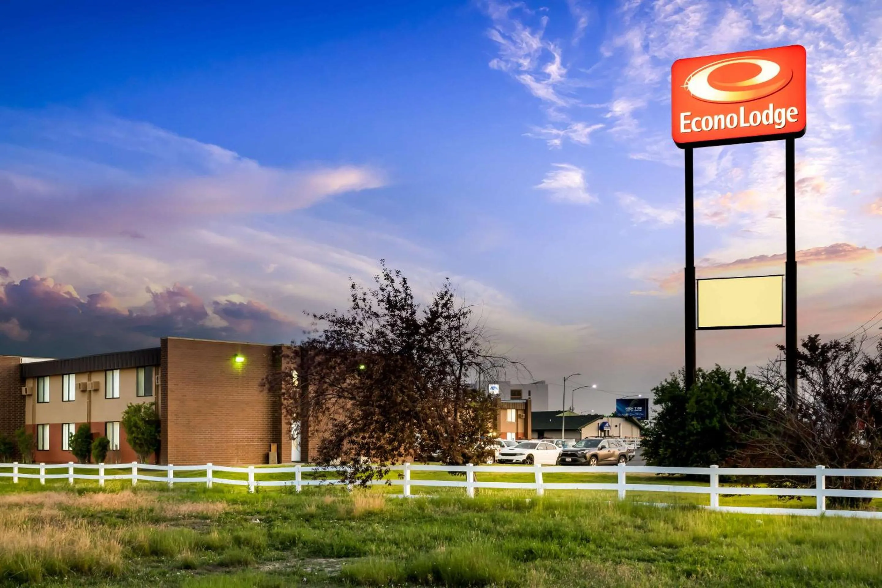 Property building in Econo Lodge Billings