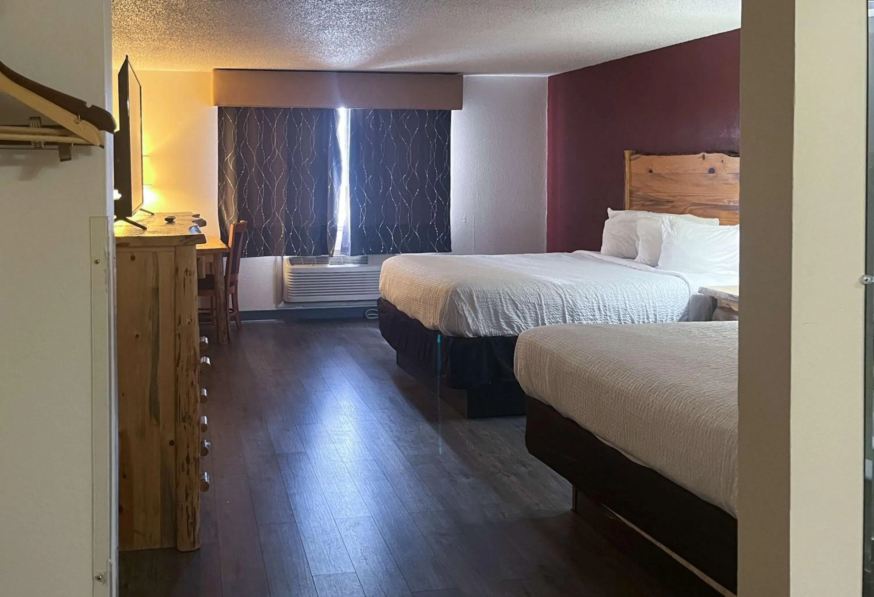 Queen Room with Two Queen Beds - Disability Access - Non-Smoking in Ramada by Wyndham Butte