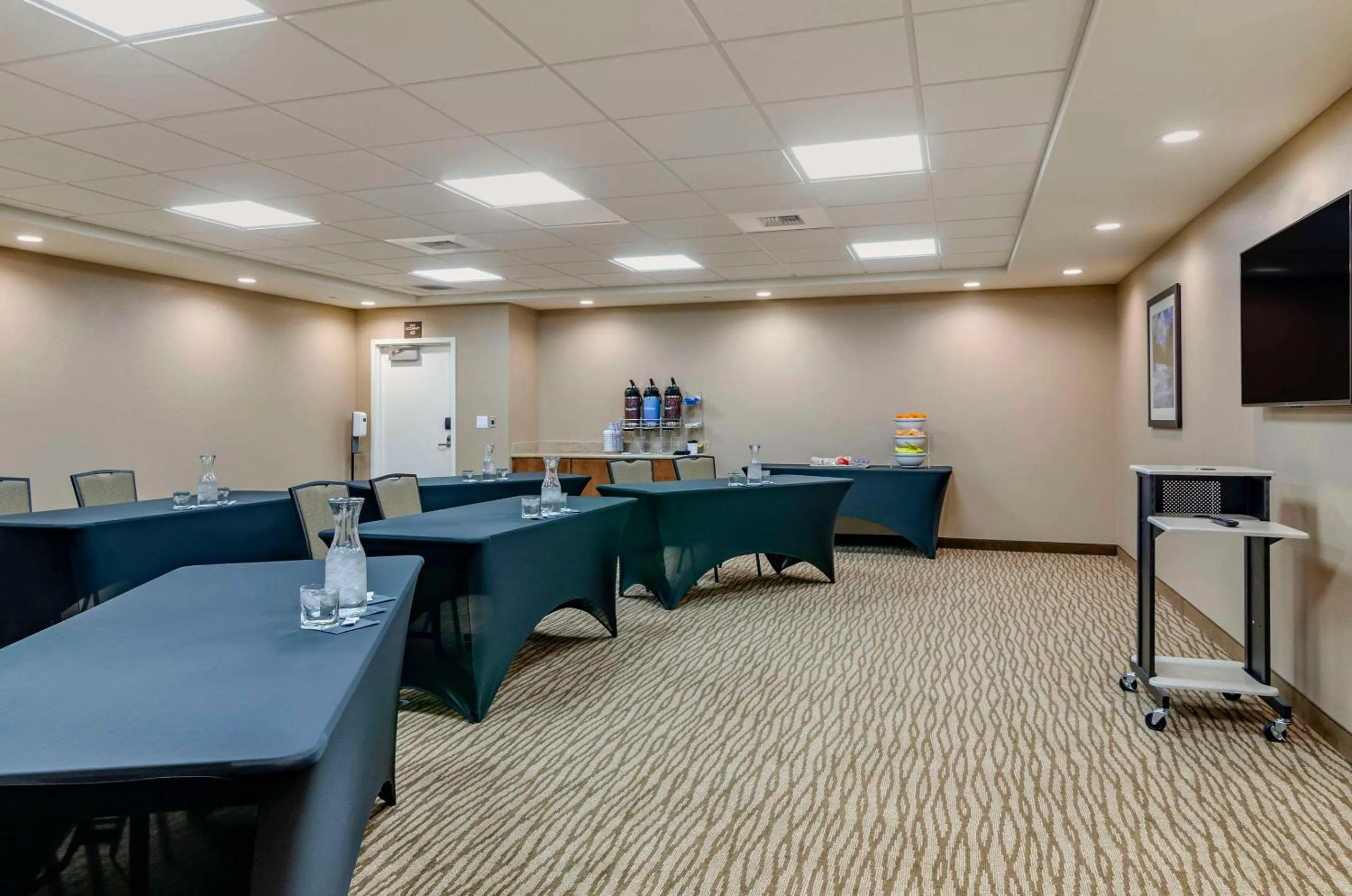 Meeting/conference room in Comfort Suites Helena Airport
