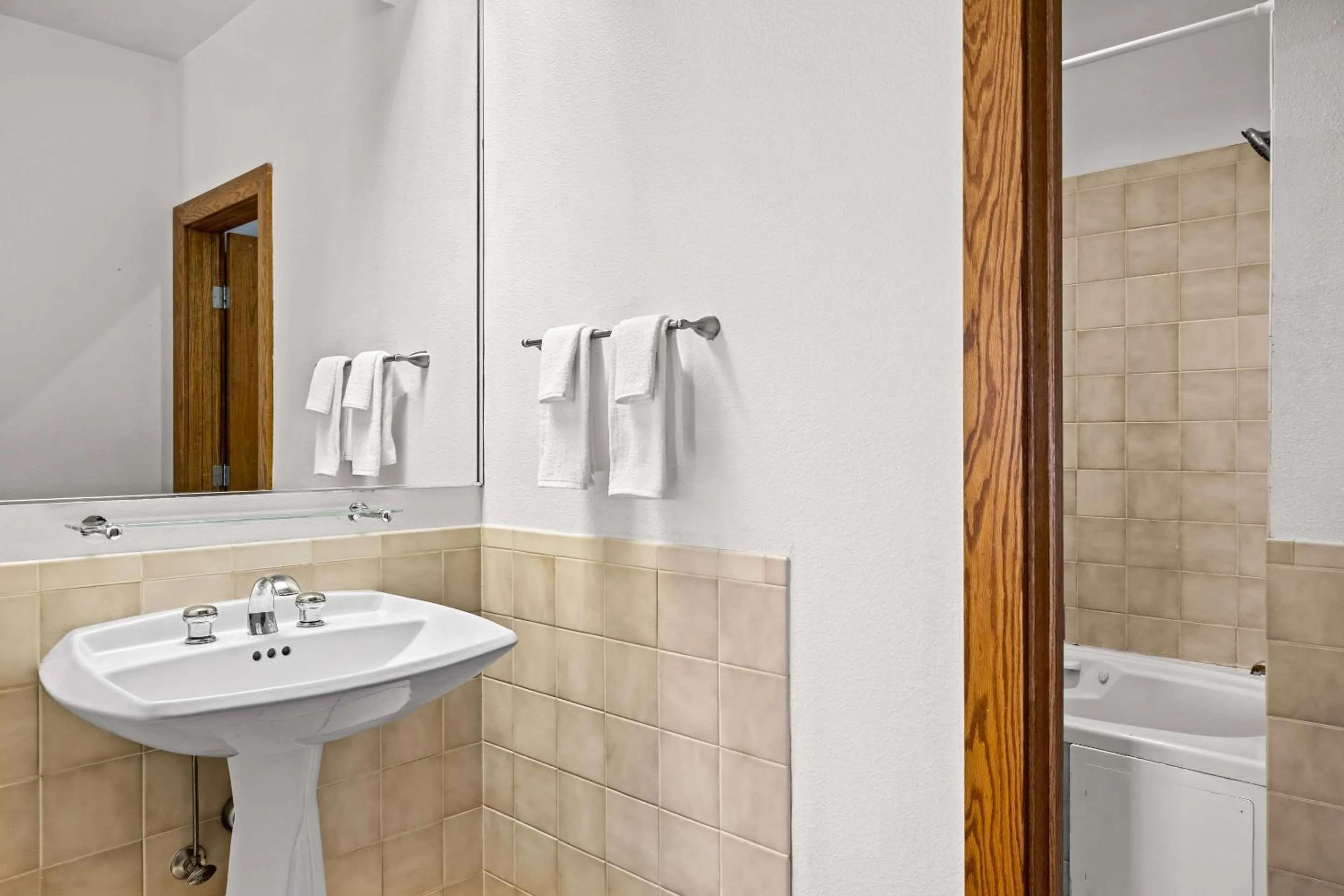 Bathroom in FairBridge Inn Express Billings Airport