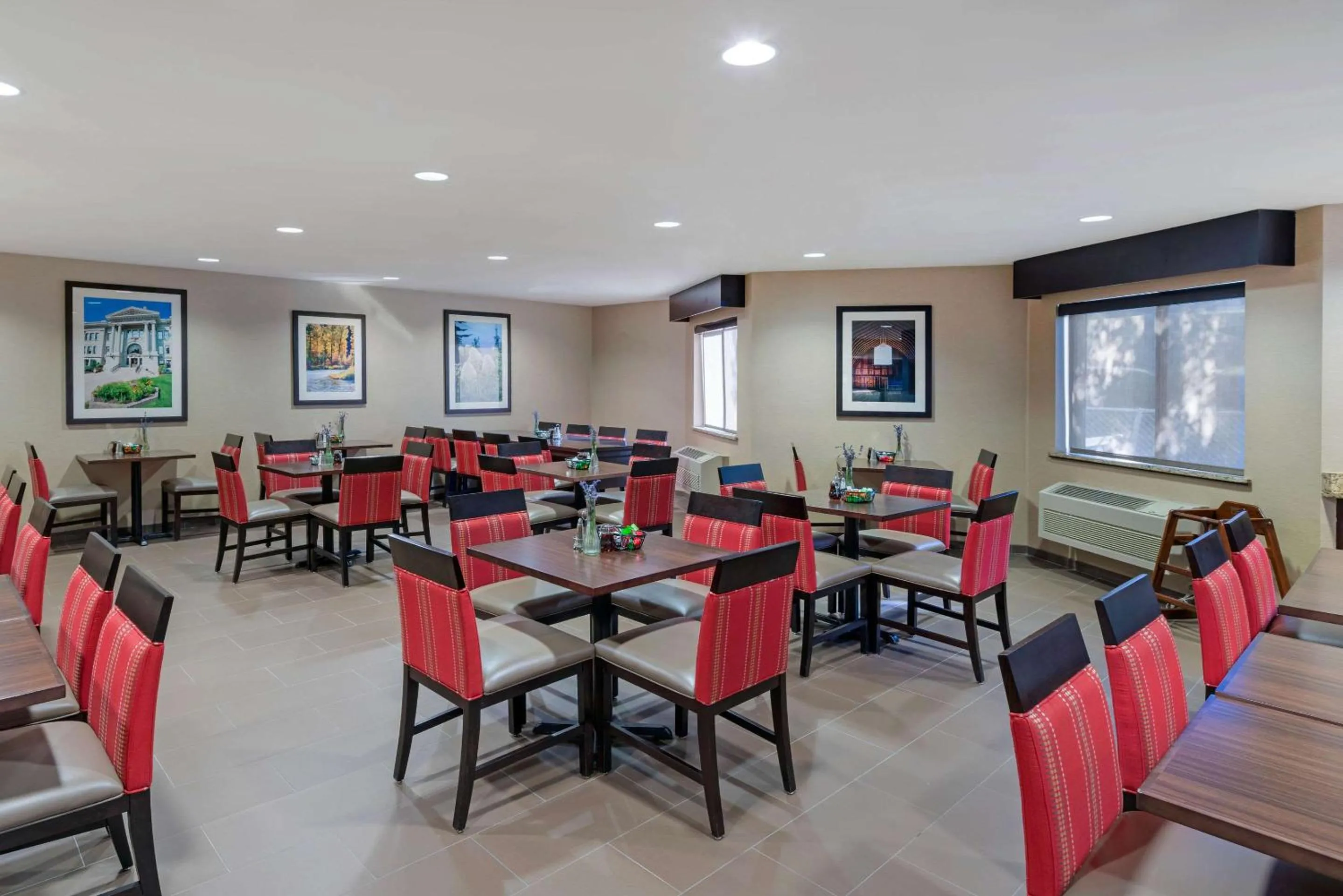 Restaurant/places to eat in Comfort Inn Missoula near University