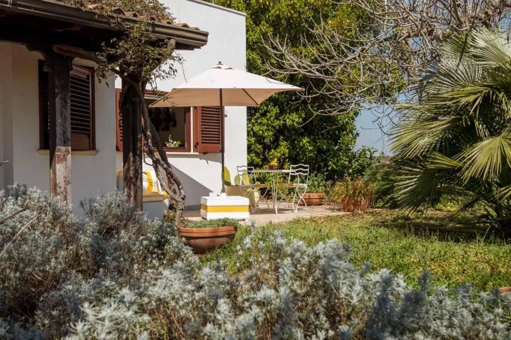 Property building in Tenuta DonnAnna Agriturismo&Glamping