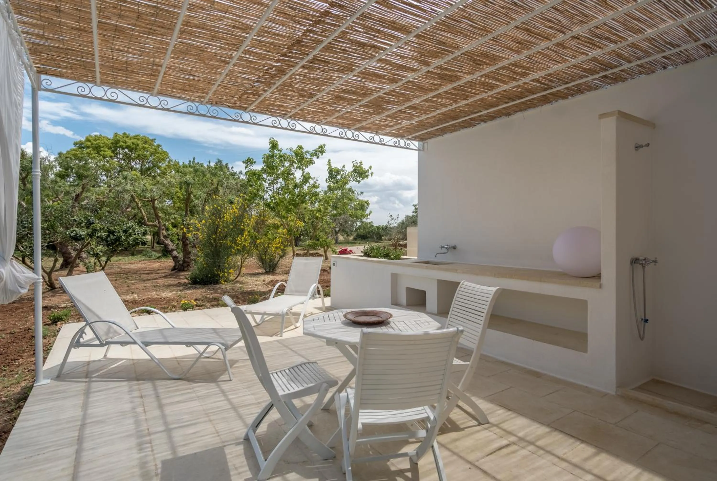 Patio in Tenuta DonnAnna Agriturismo&Glamping