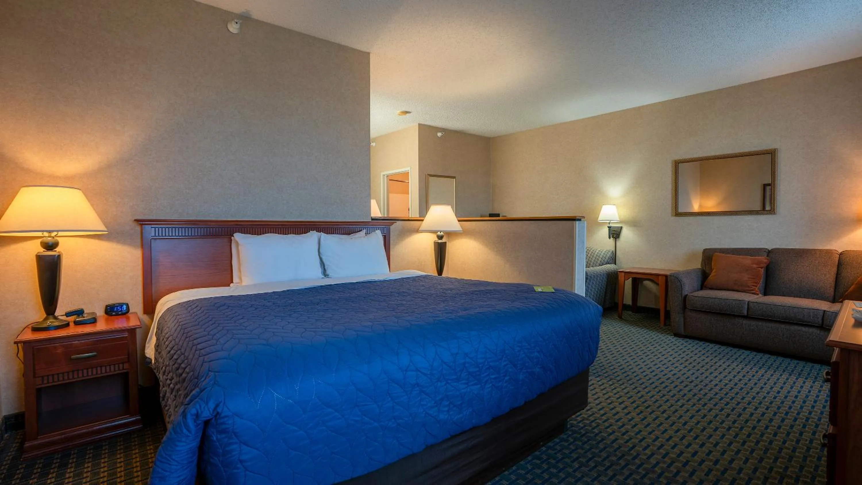 Photo of the whole room, Bed in Miles City Hotel