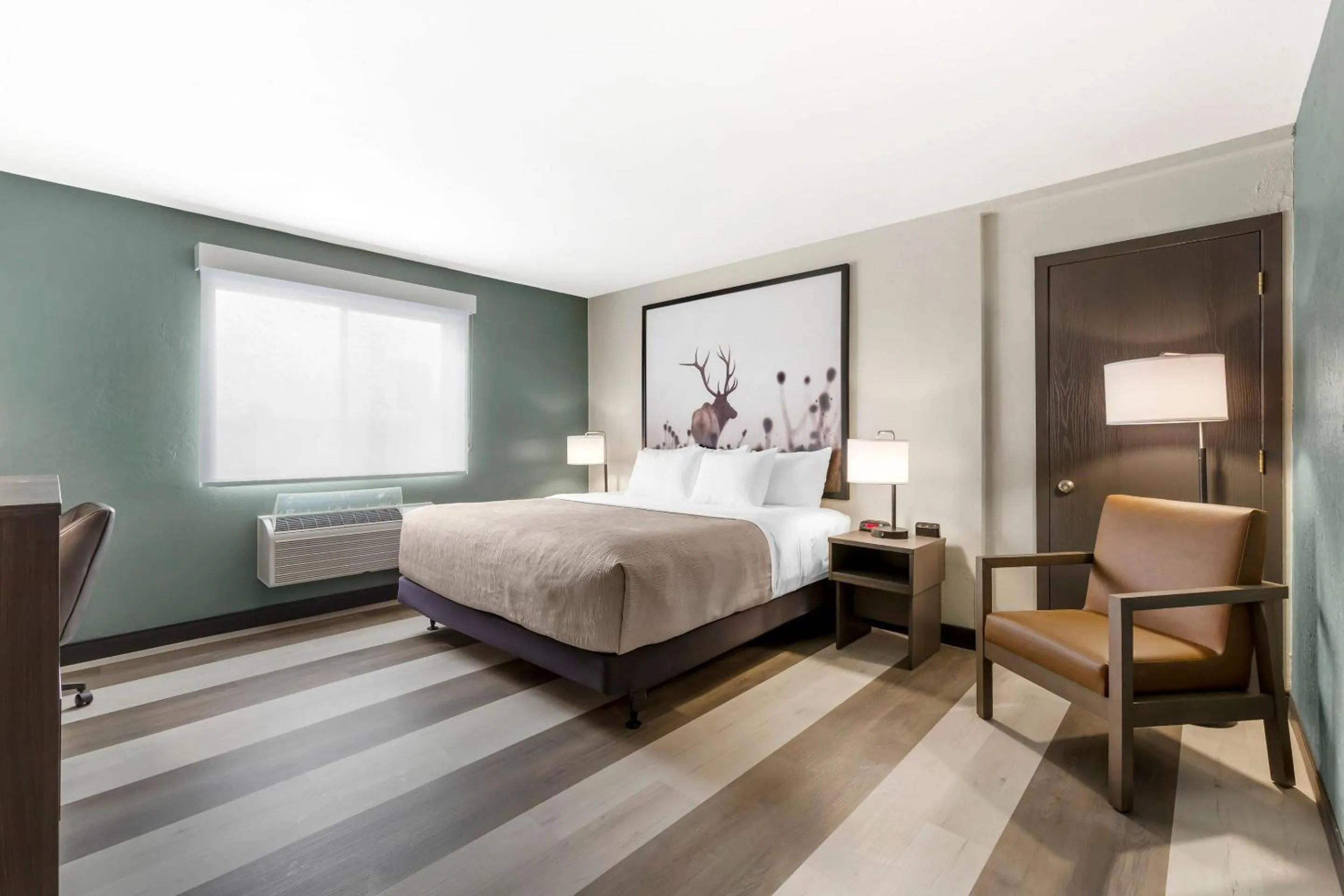 Bedroom, Bed in Quality Inn Dillon I-15