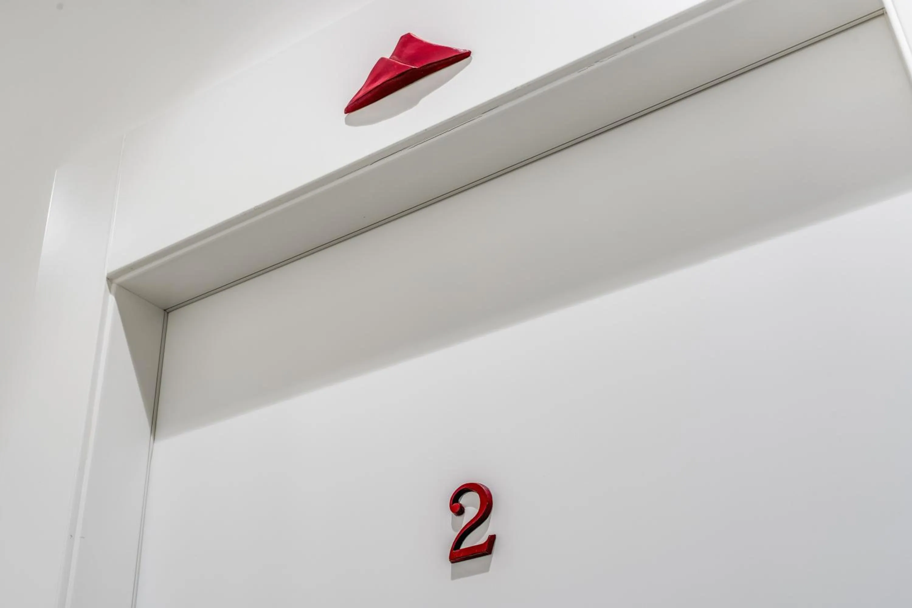 Logo/Certificate/Sign in Gallery Suite Naples