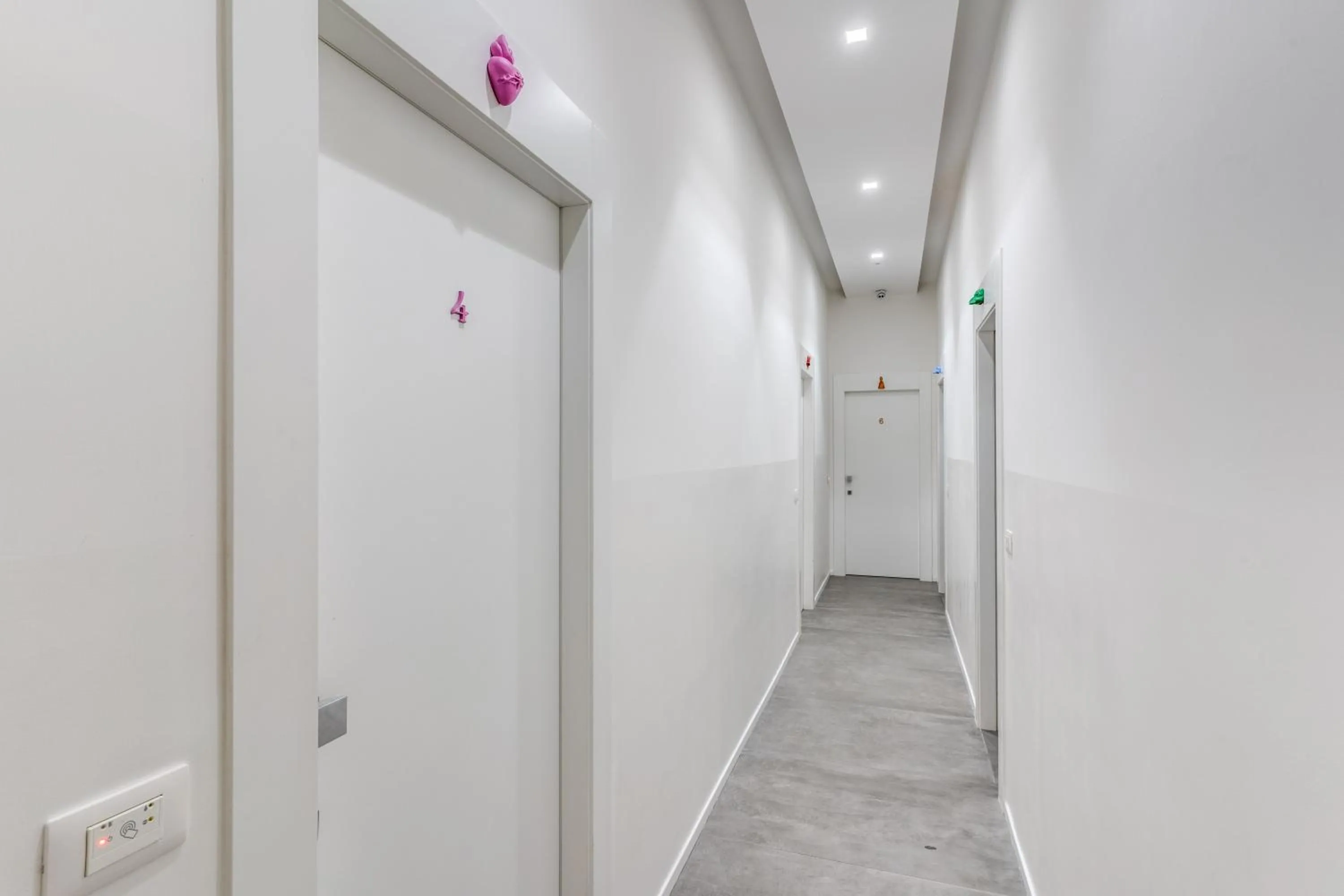 Decorative detail in Gallery Suite Naples