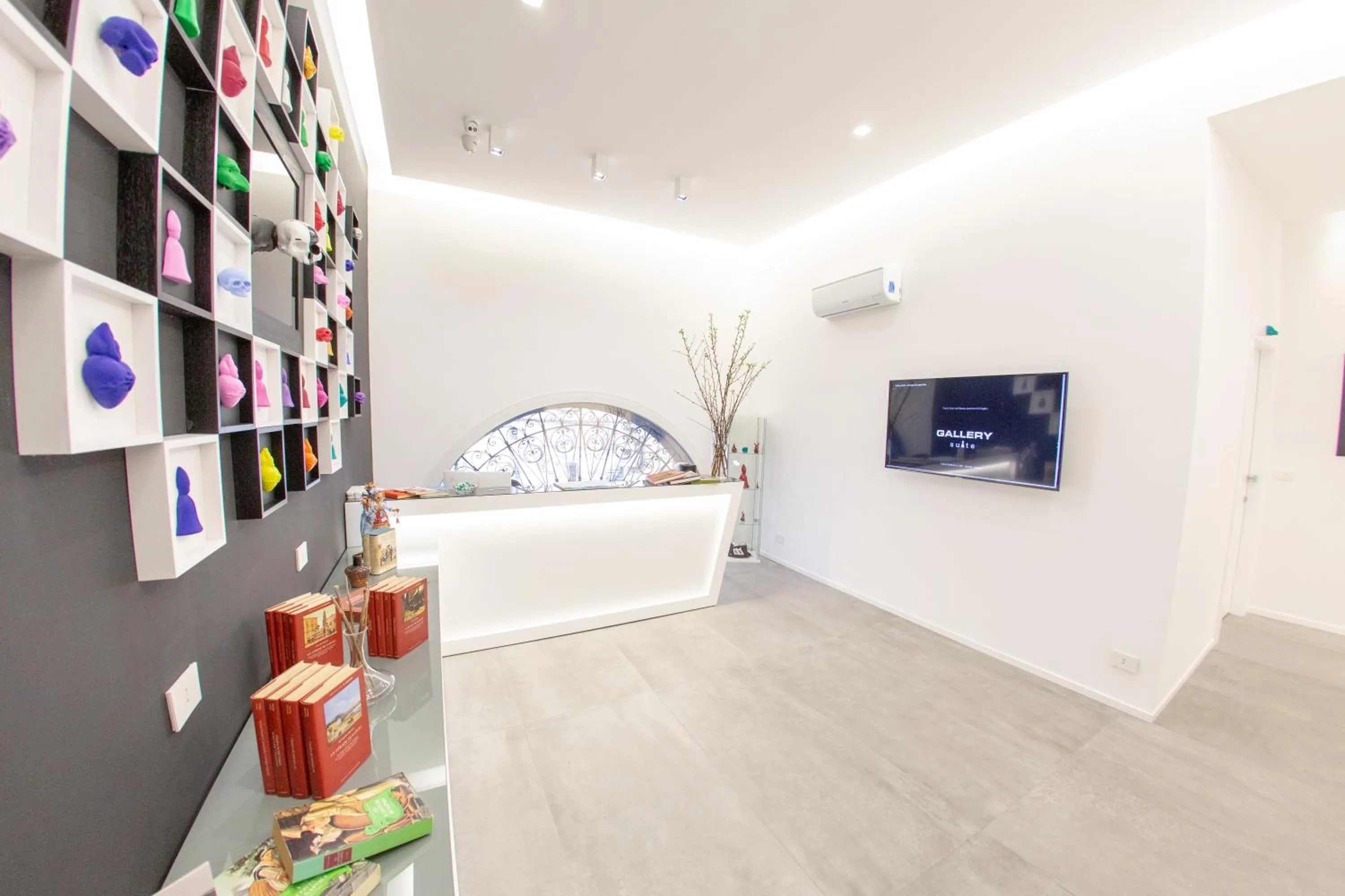 Lobby or reception in Gallery Suite Naples