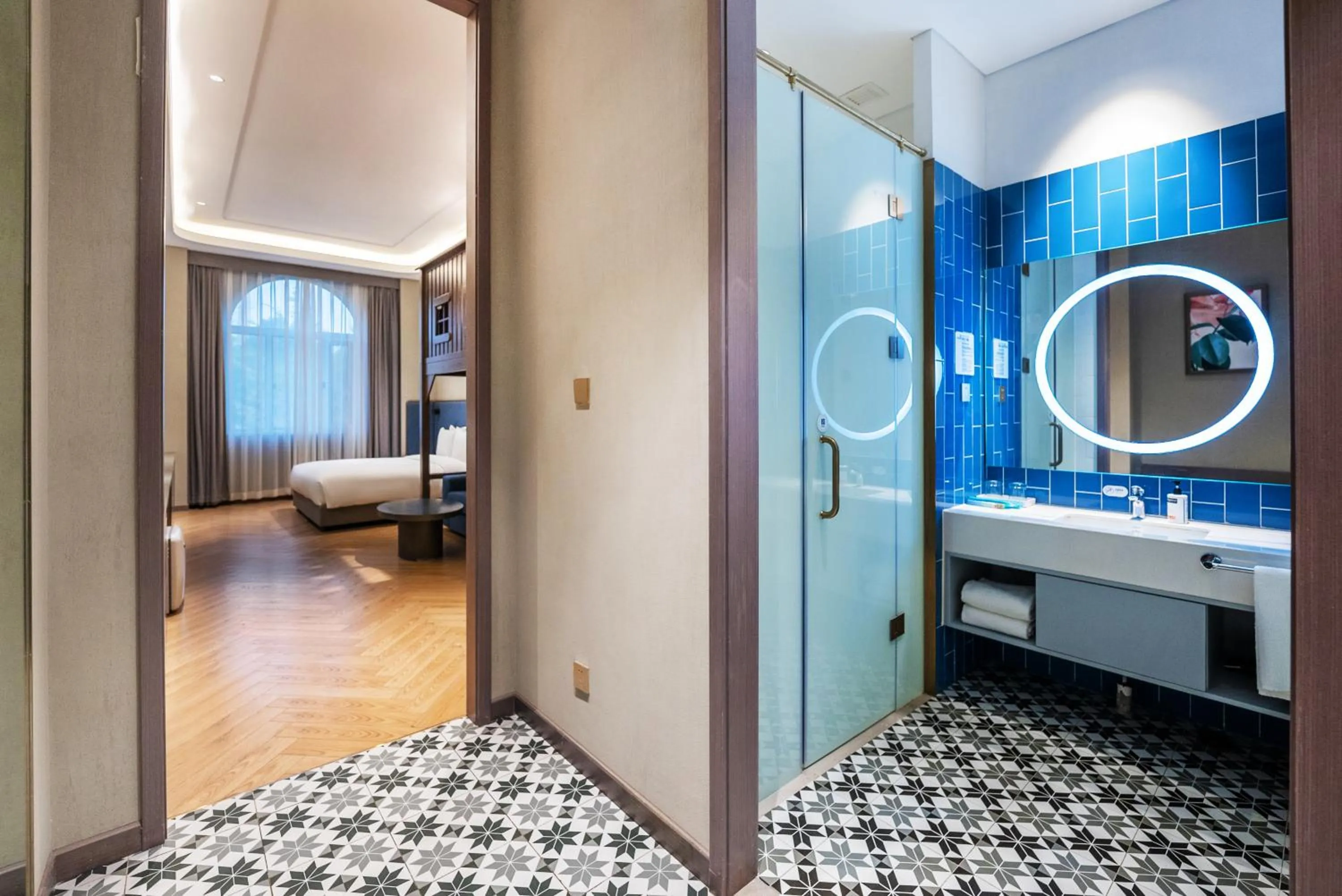 Photo of the whole room, Bed in Holiday Inn Express Beijing Badaling by IHG