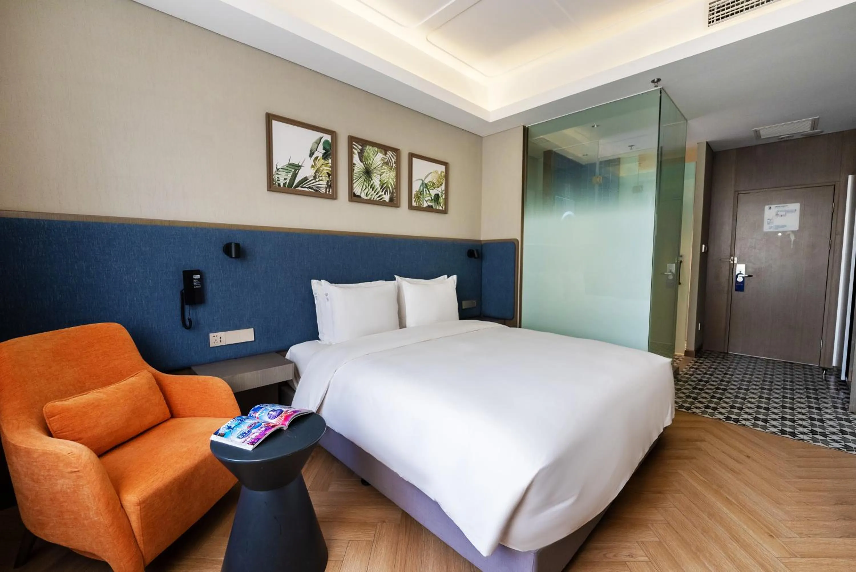 Bedroom, Bed in Holiday Inn Express Beijing Badaling by IHG