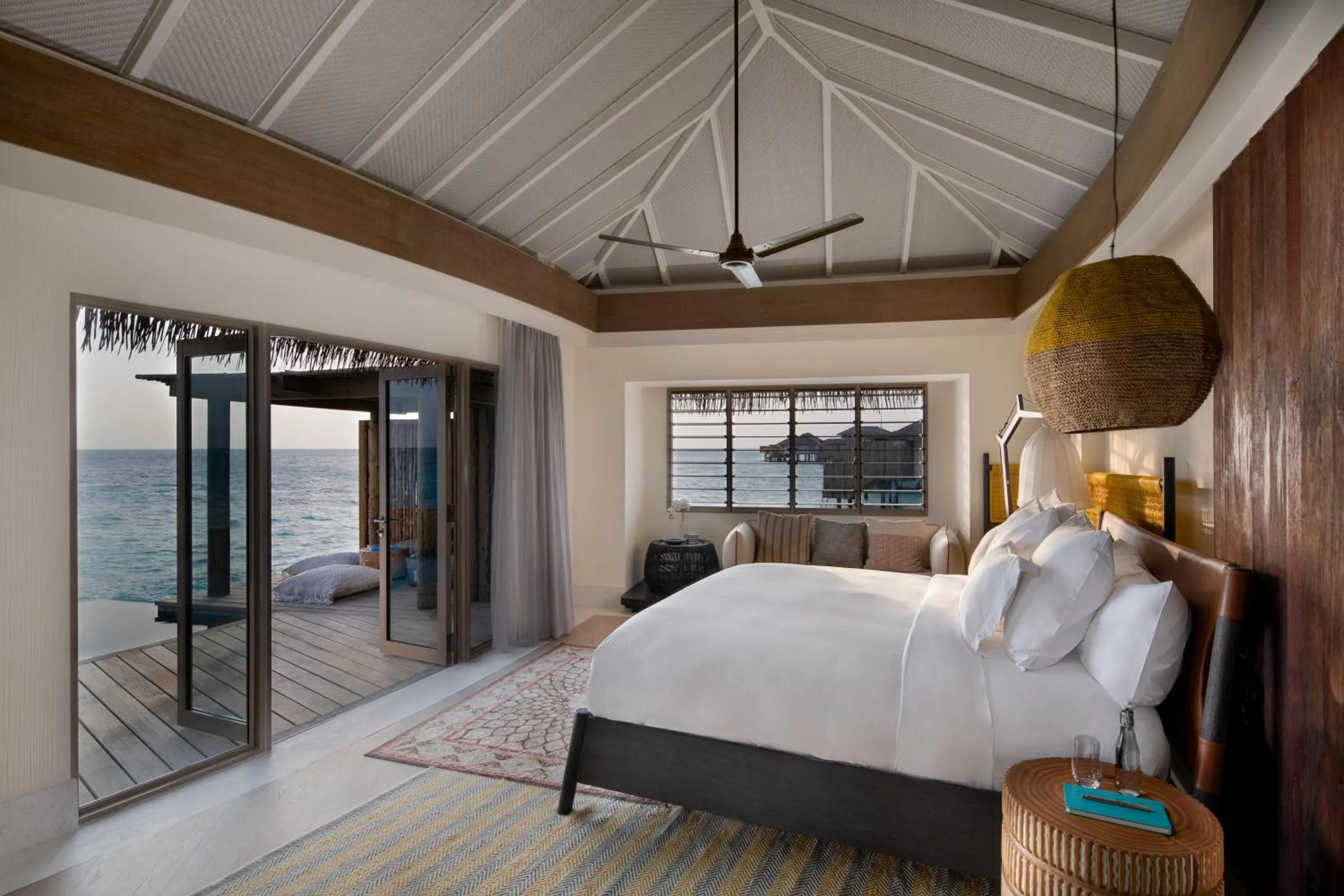 Photo of the whole room, Bed in Intercontinental Maldives Maamunagau Resort with Club benefits by IHG