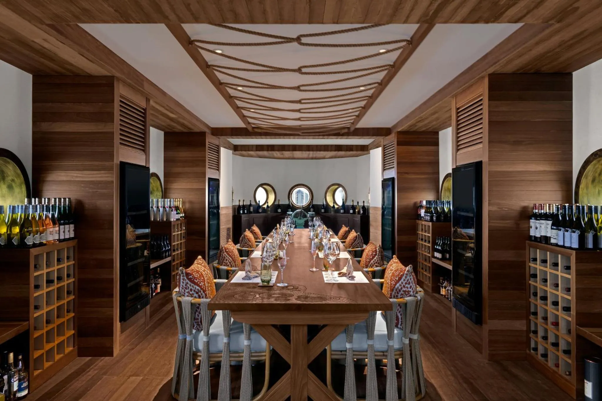 Photo of the whole room in Intercontinental Maldives Maamunagau Resort with Club benefits by IHG