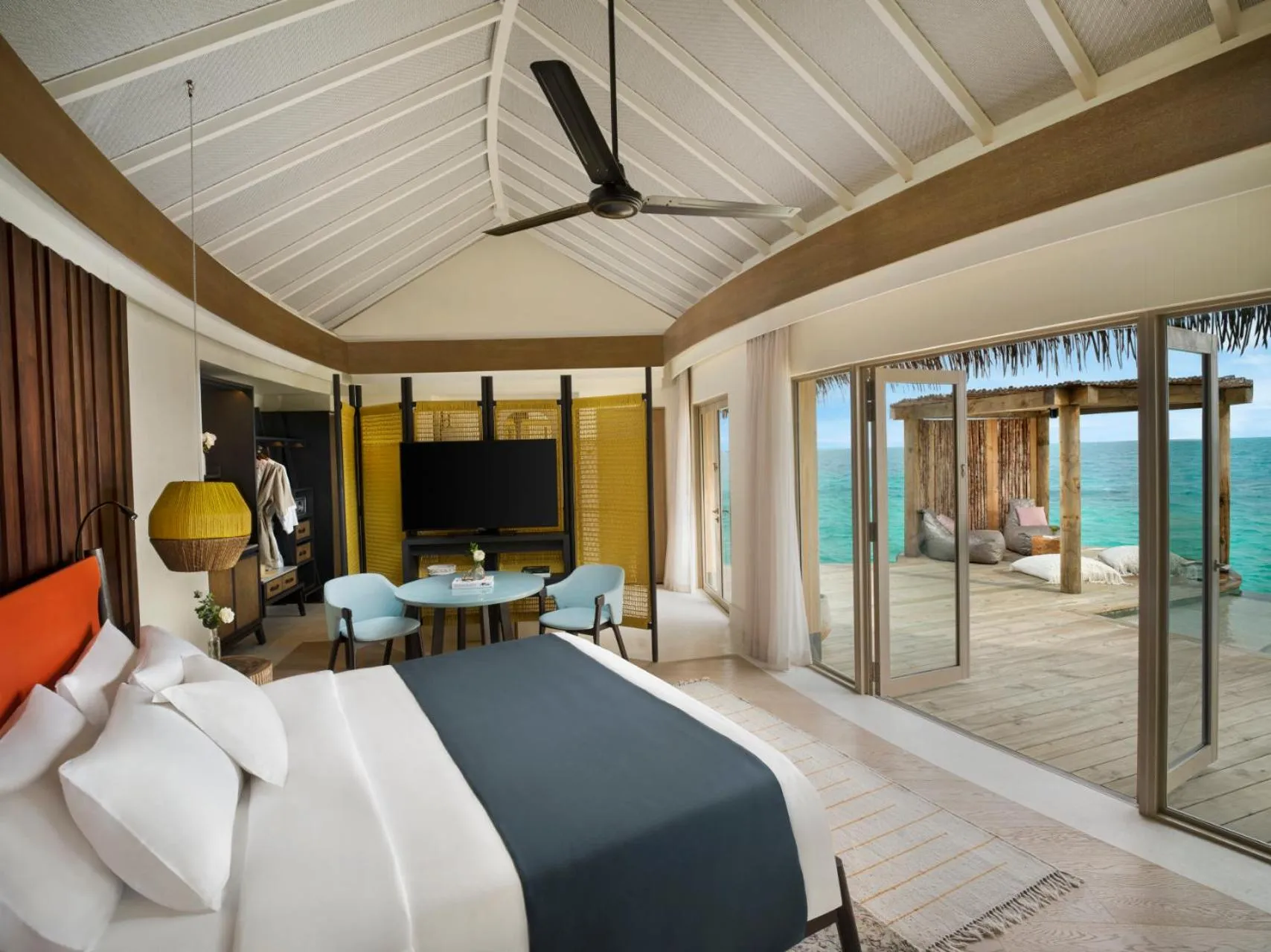 Bed in Intercontinental Maldives Maamunagau Resort with Club benefits by IHG
