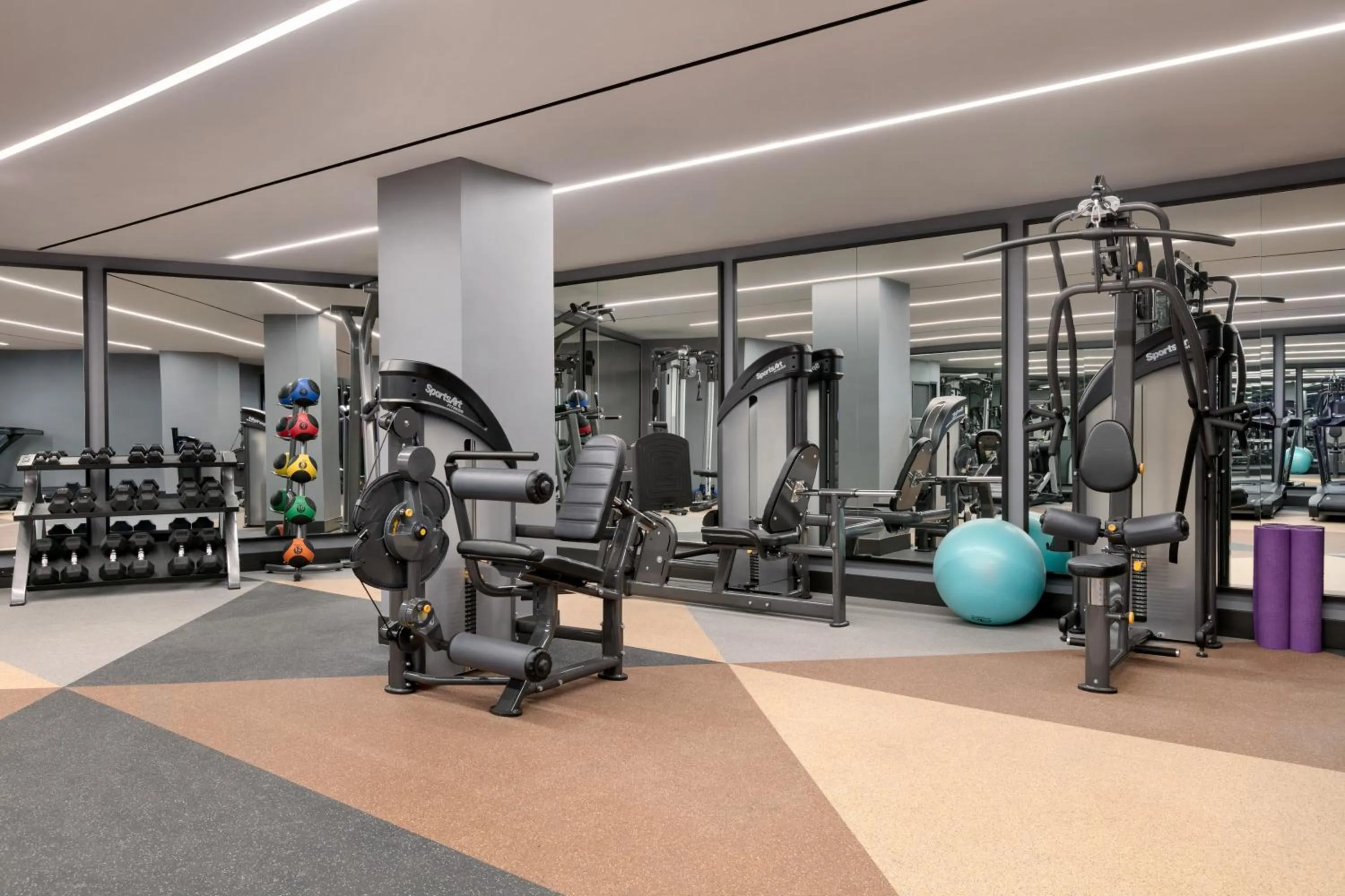Fitness centre/facilities in Hotel Indigo - Williamsburg - Brooklyn by IHG