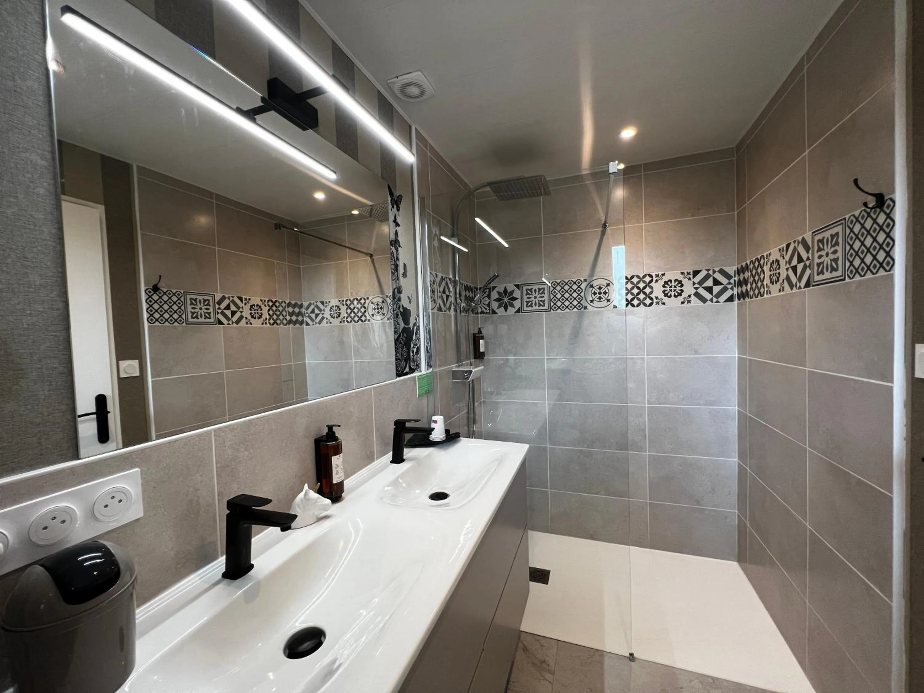 Bathroom in Domaine de Roullet