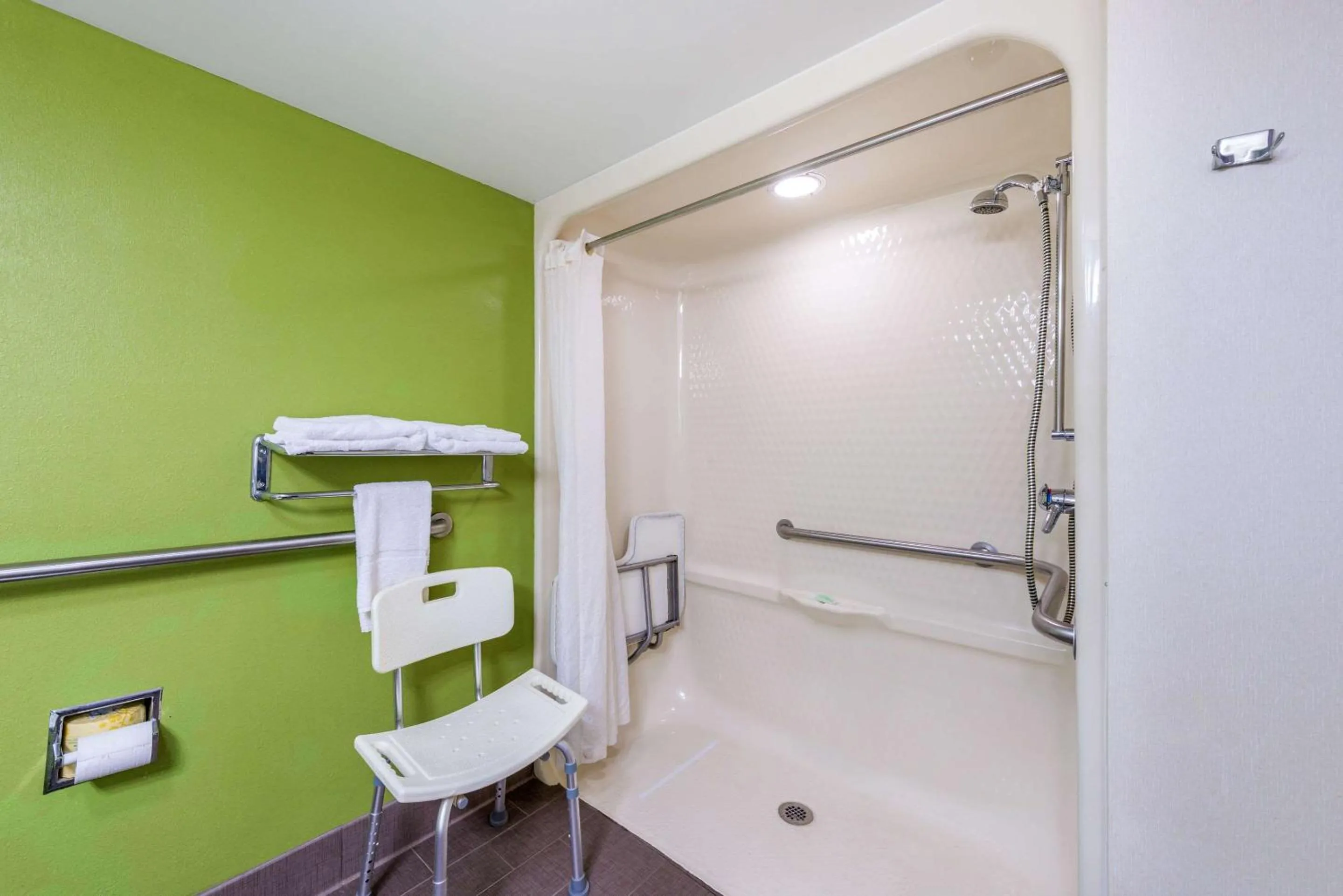 Bathroom in Sleep Inn Statesville I-40