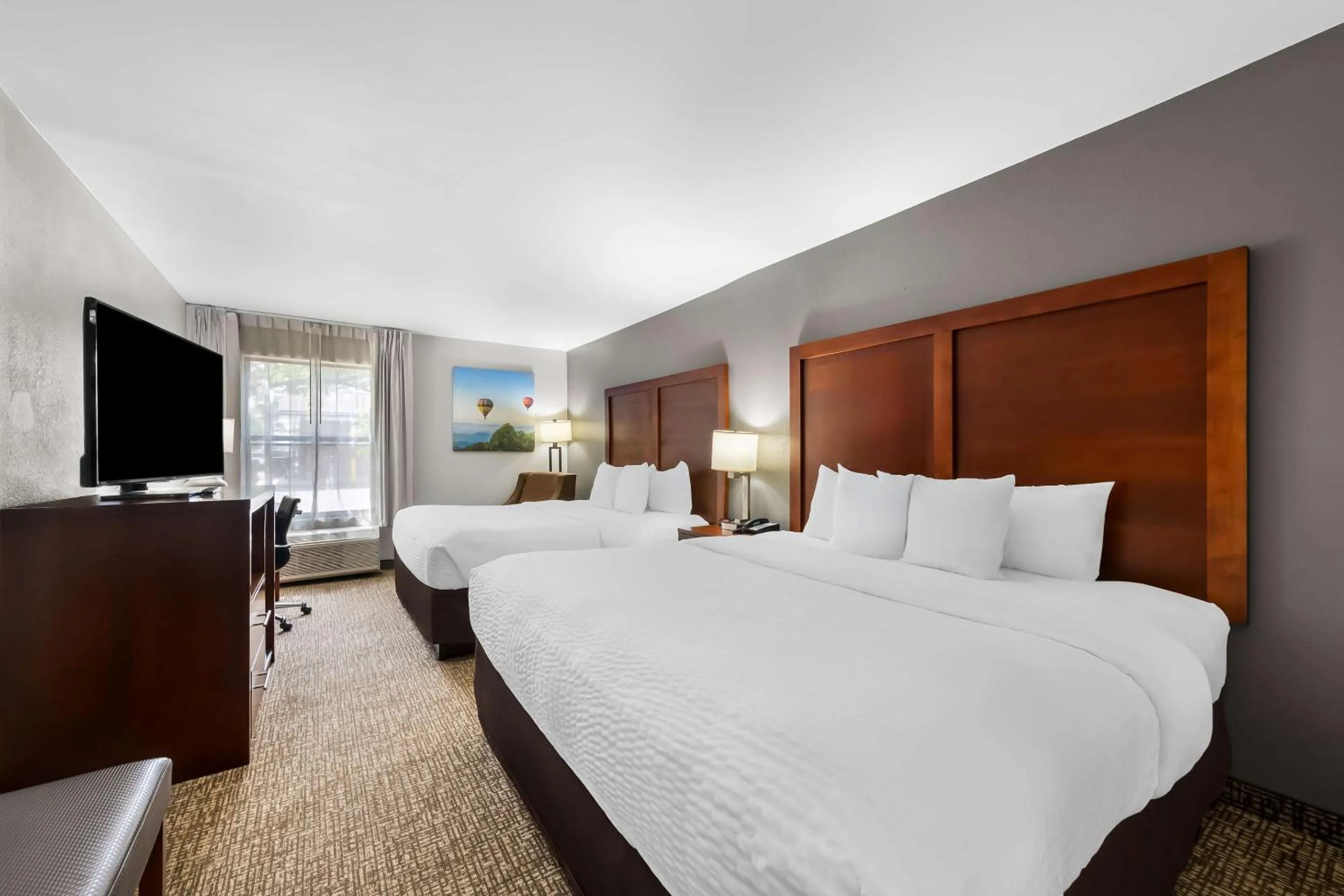 Bedroom, Bed in Comfort Inn Apex - Holly Springs