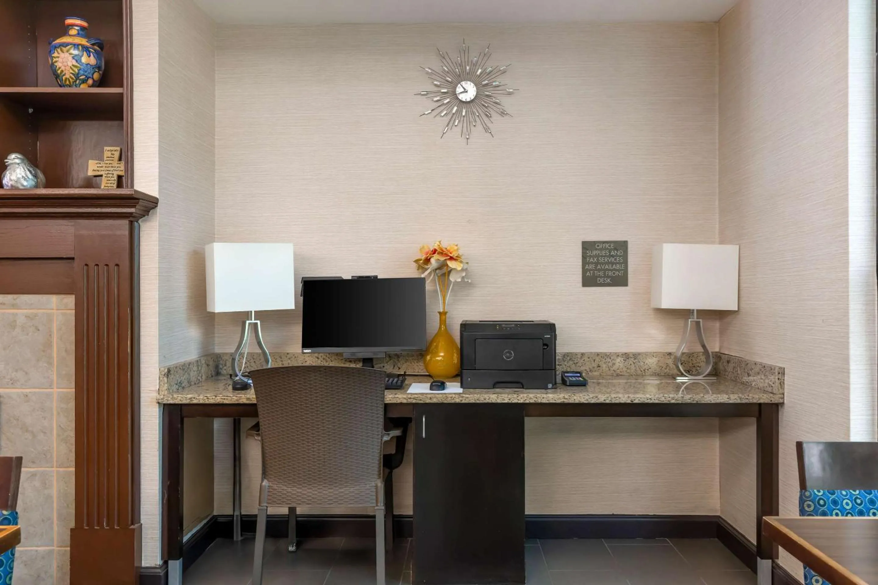 Business facilities in Comfort Suites Regency Park
