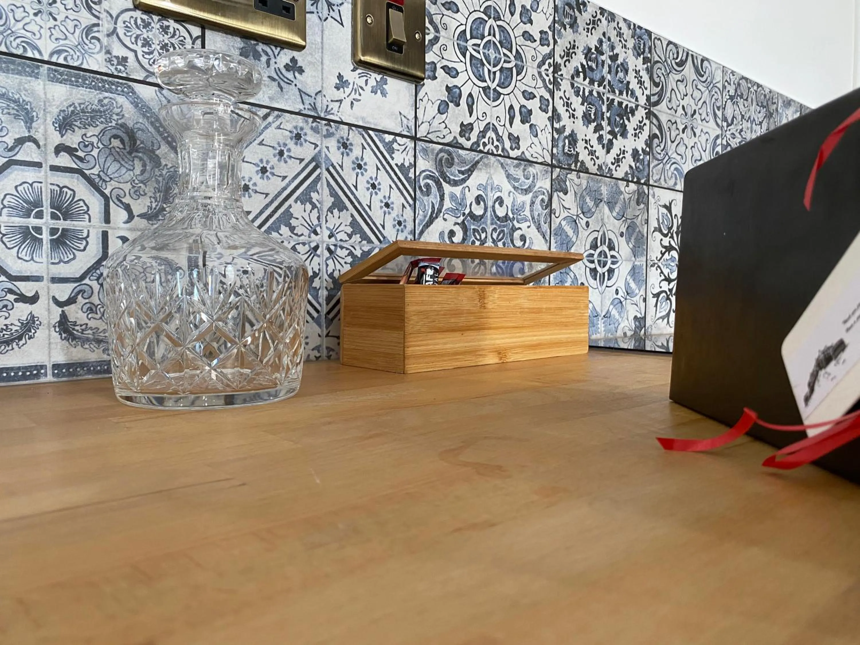 Coffee/tea facilities in Queen Street Boutique Suites