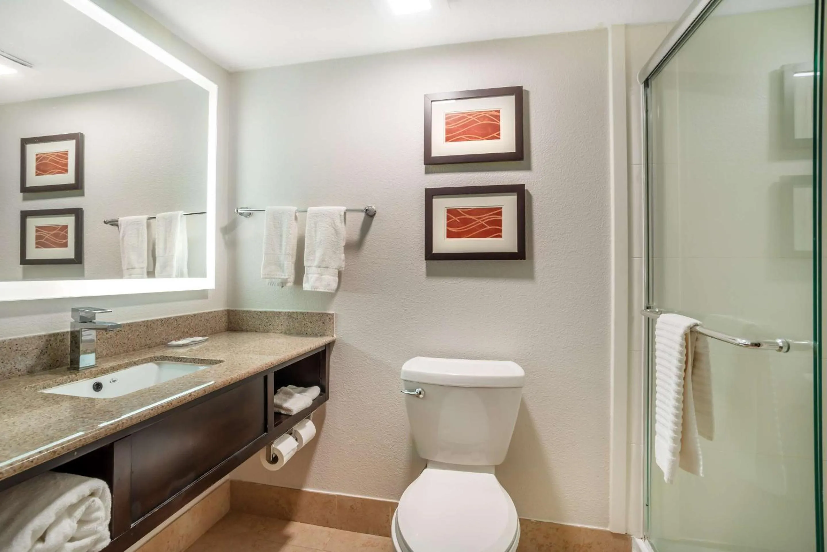 Bedroom in Comfort Inn & Suites Lake Norman