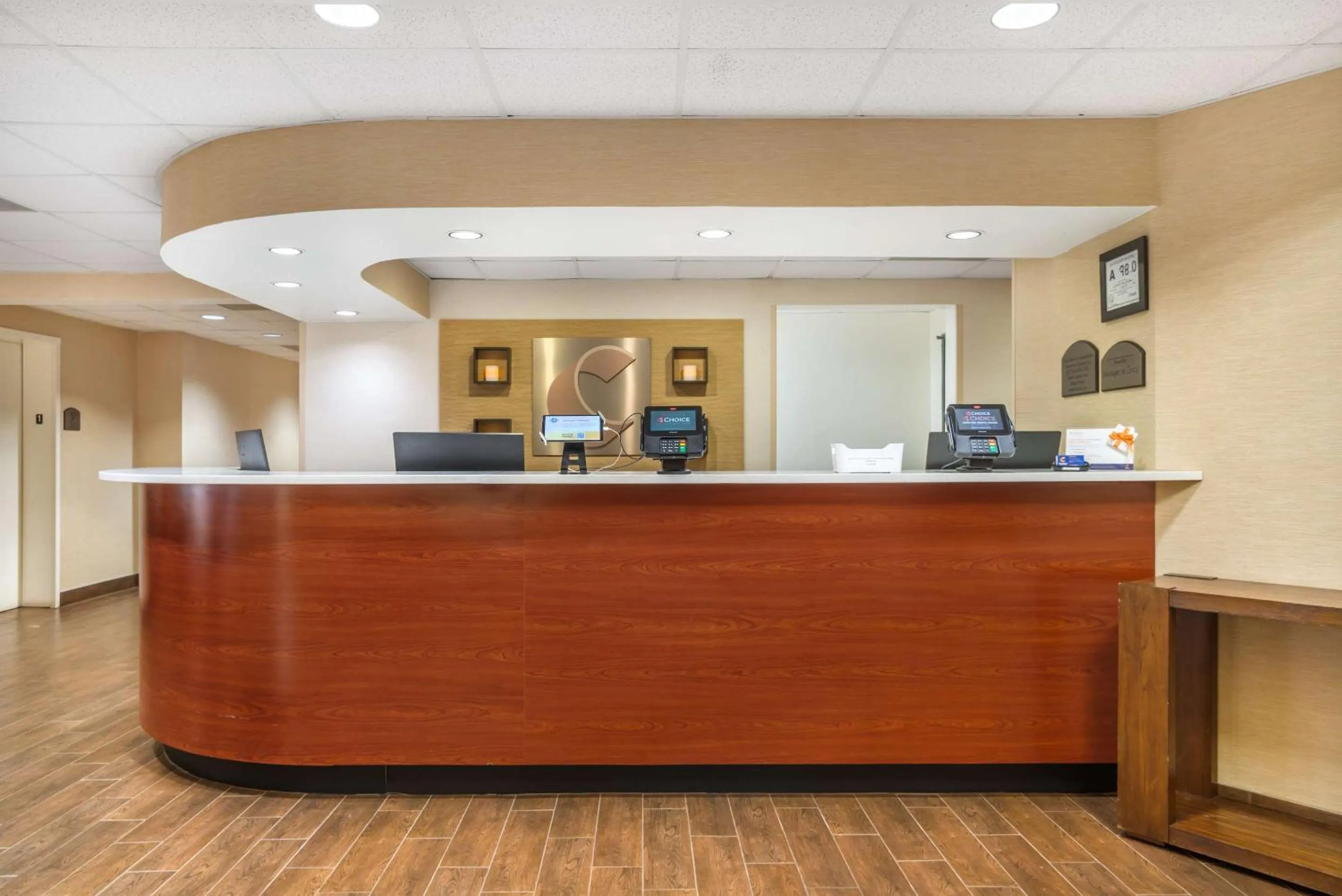Lobby or reception in Comfort Inn & Suites Lake Norman