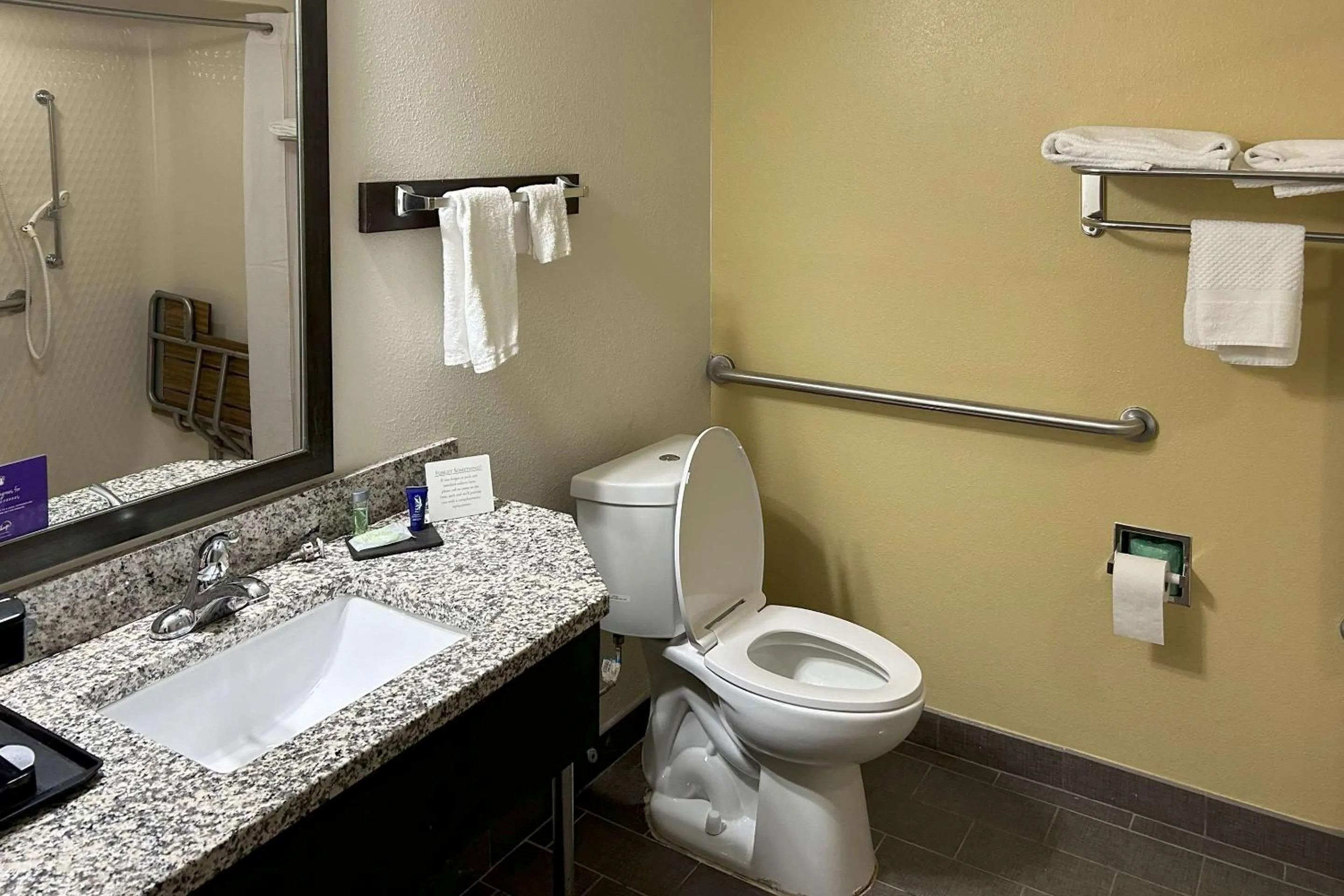 Bedroom in Sleep Inn Wilson near I-95