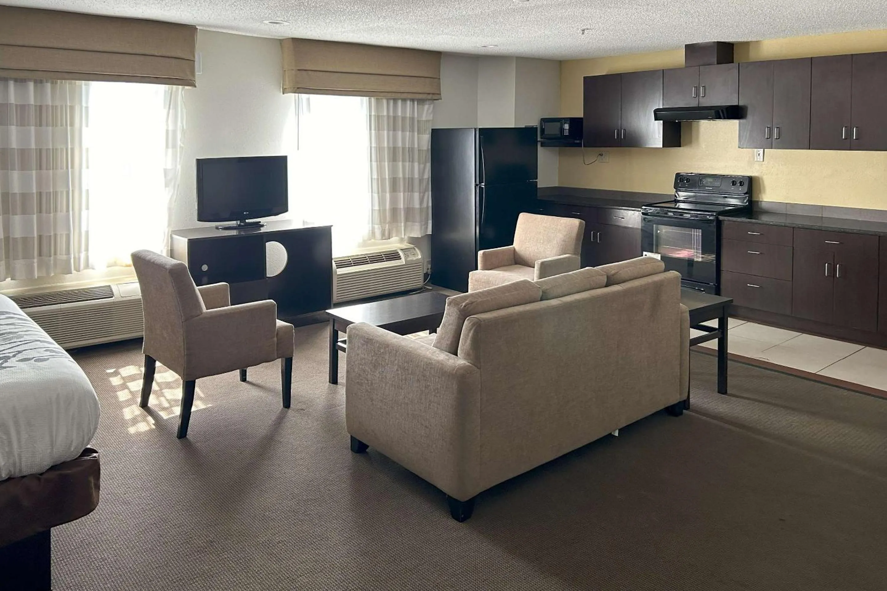 Bedroom in Sleep Inn Wilson near I-95