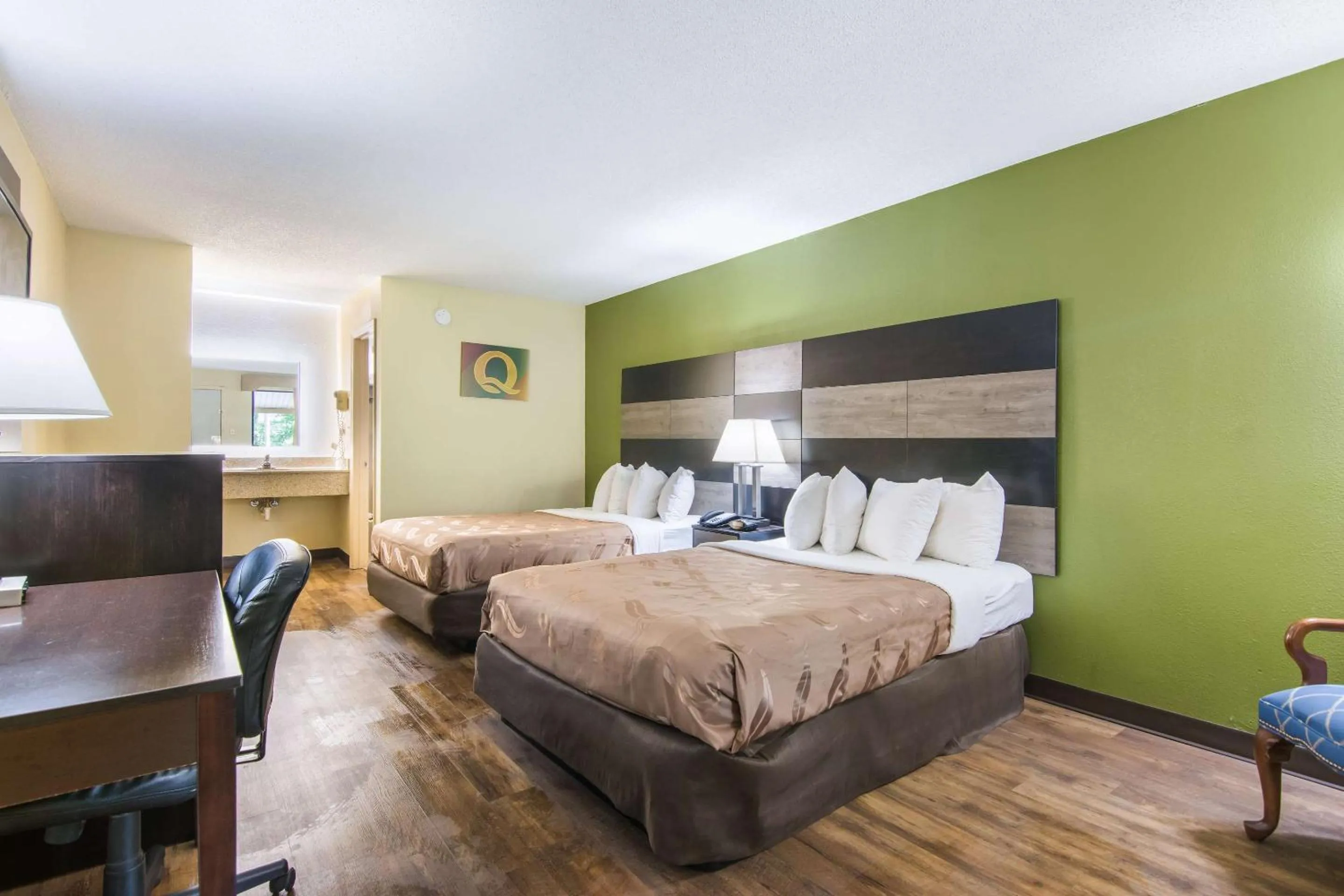 Bedroom, Bed in Quality Inn Kings Mountain