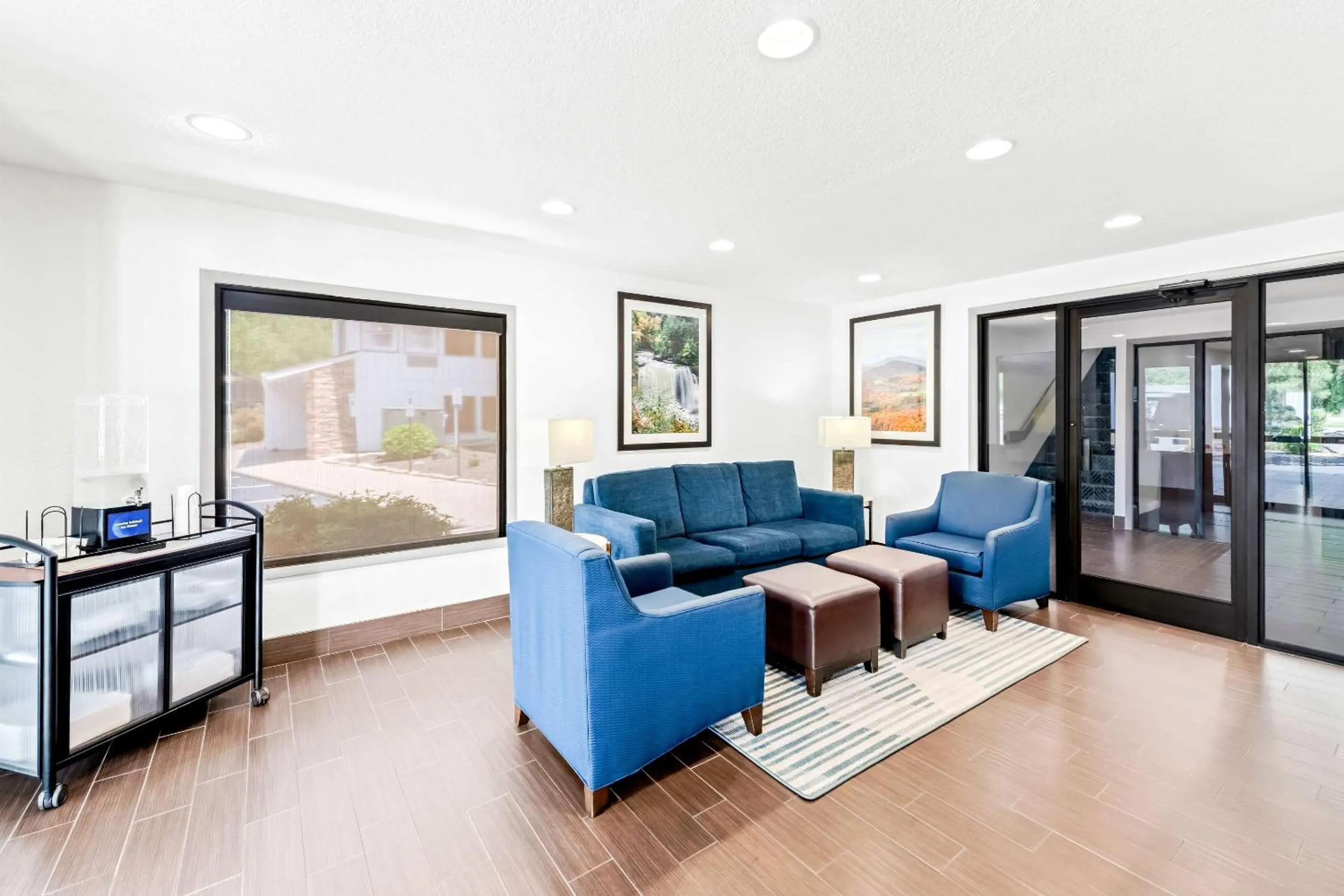 Lobby or reception in Comfort Inn near Great Smoky Mountain National Park