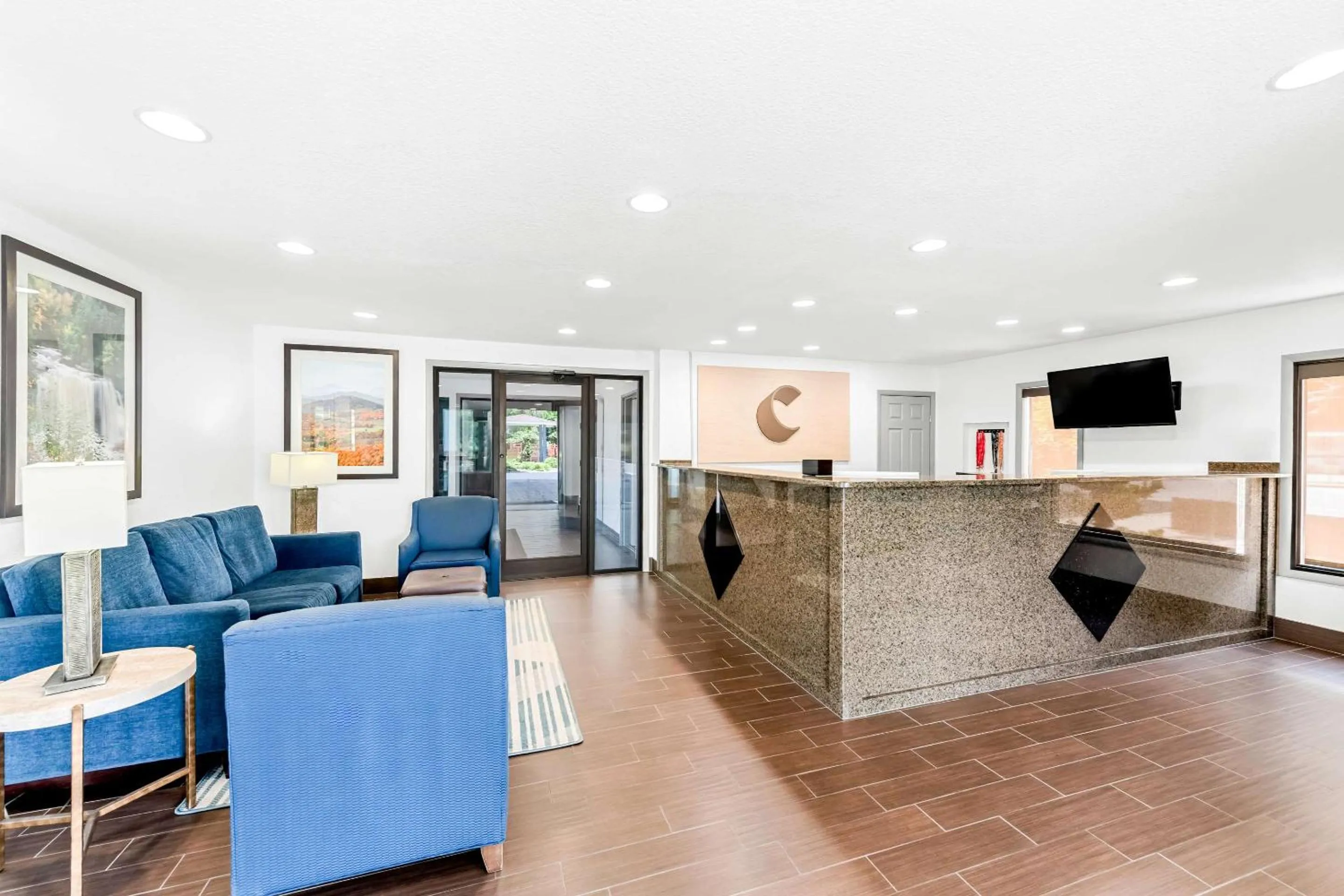 Lobby or reception in Comfort Inn near Great Smoky Mountain National Park