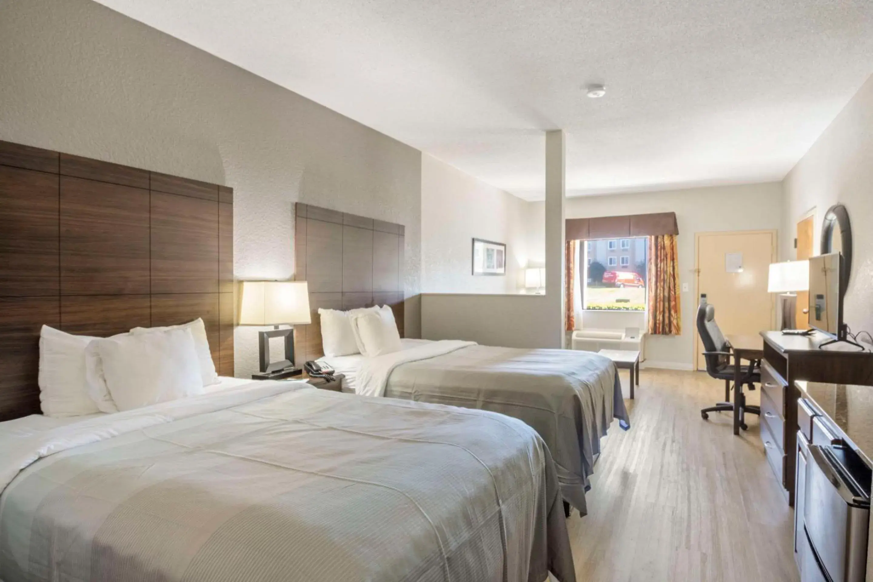 Suite with Two Double Beds - Non-Smoking in Quality Suites Hickory South Suite with Two Double Beds - Non-Smoking in Quality Suites Hickory South