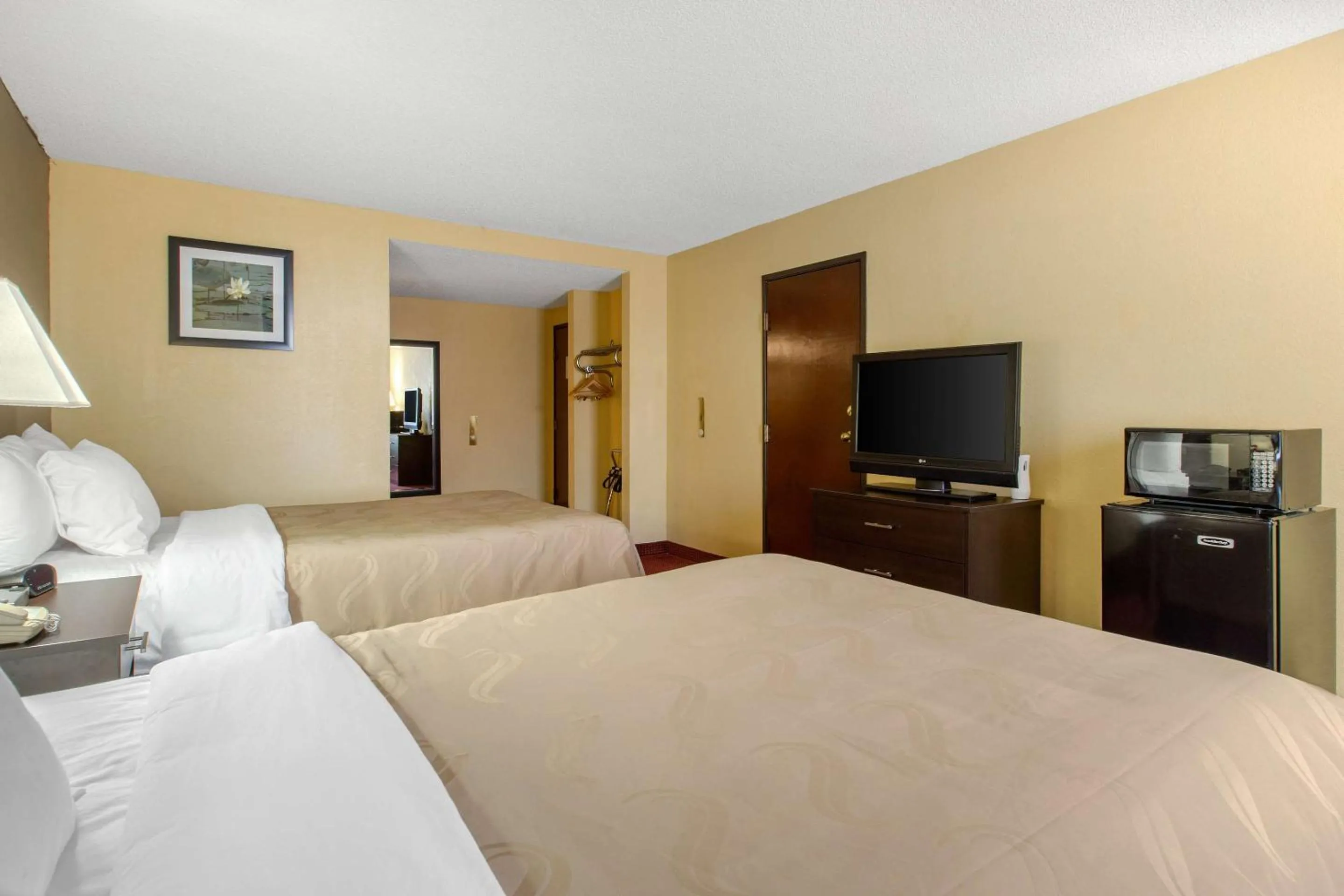 Bedroom, Bed in Quality Inn Williamston