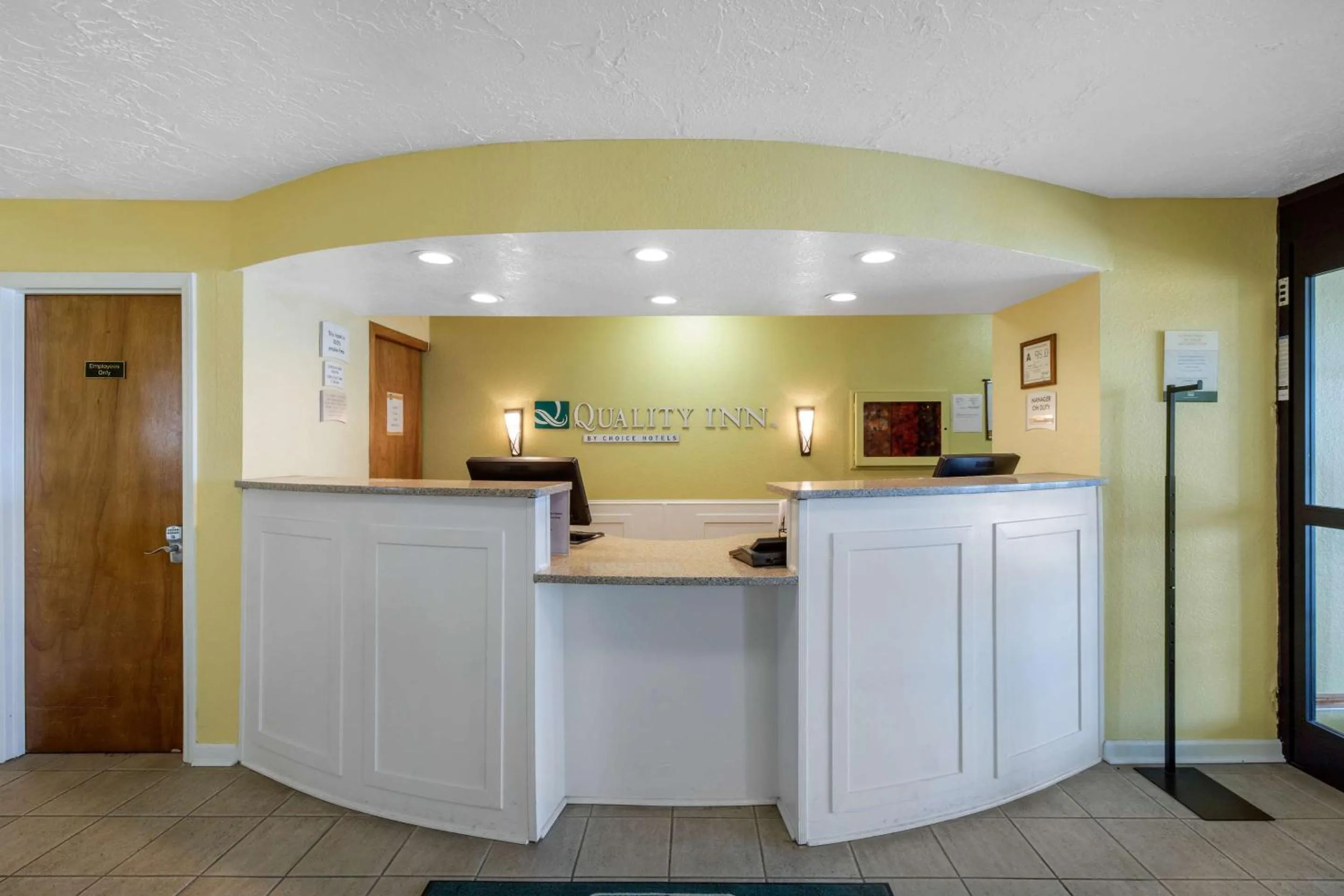 Lobby or reception in Quality Inn Carolina Oceanfront