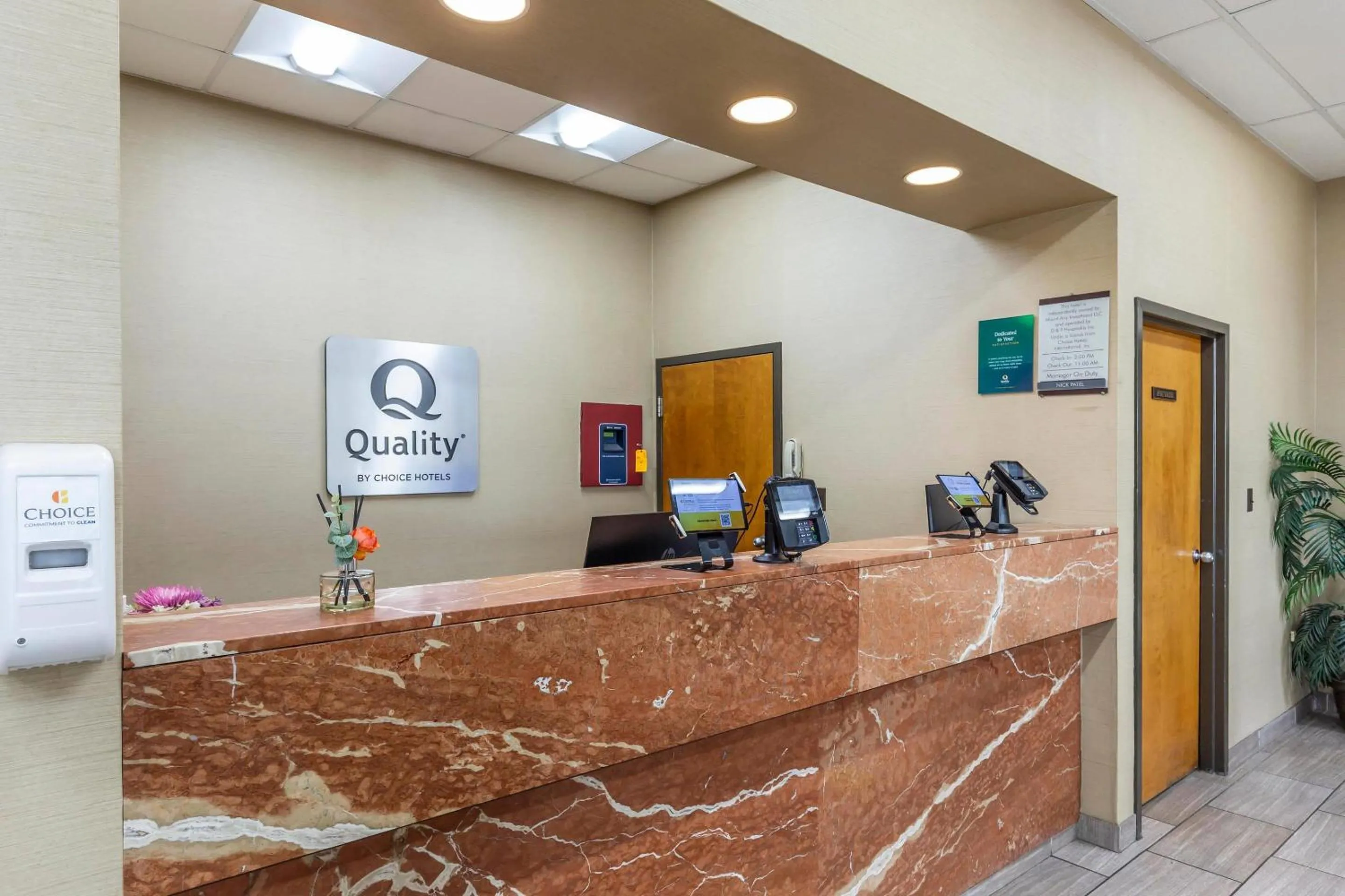 Lobby or reception in Quality Inn Mount Airy Mayberry