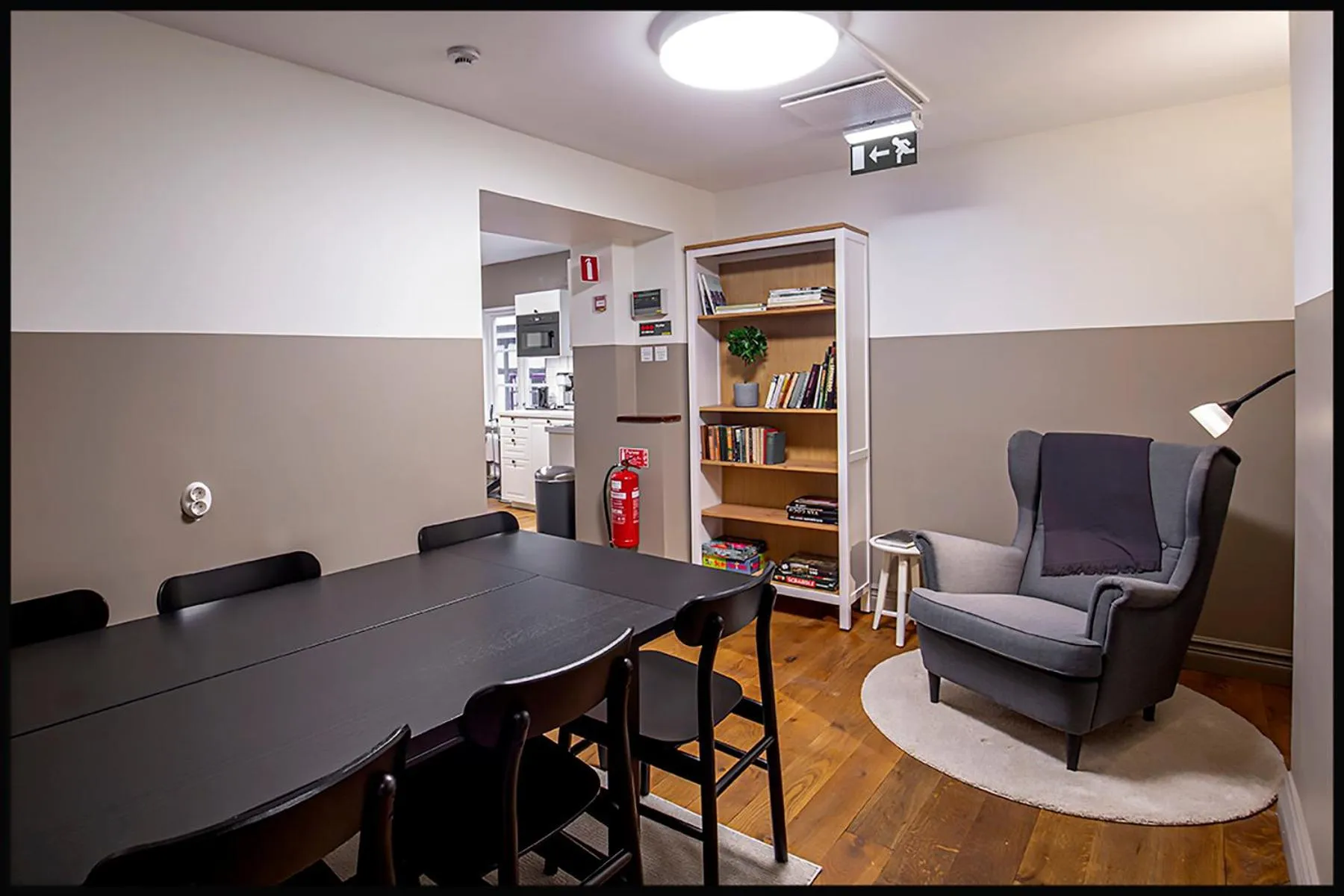 Library in Continental Apartment Hotel Helsingborg