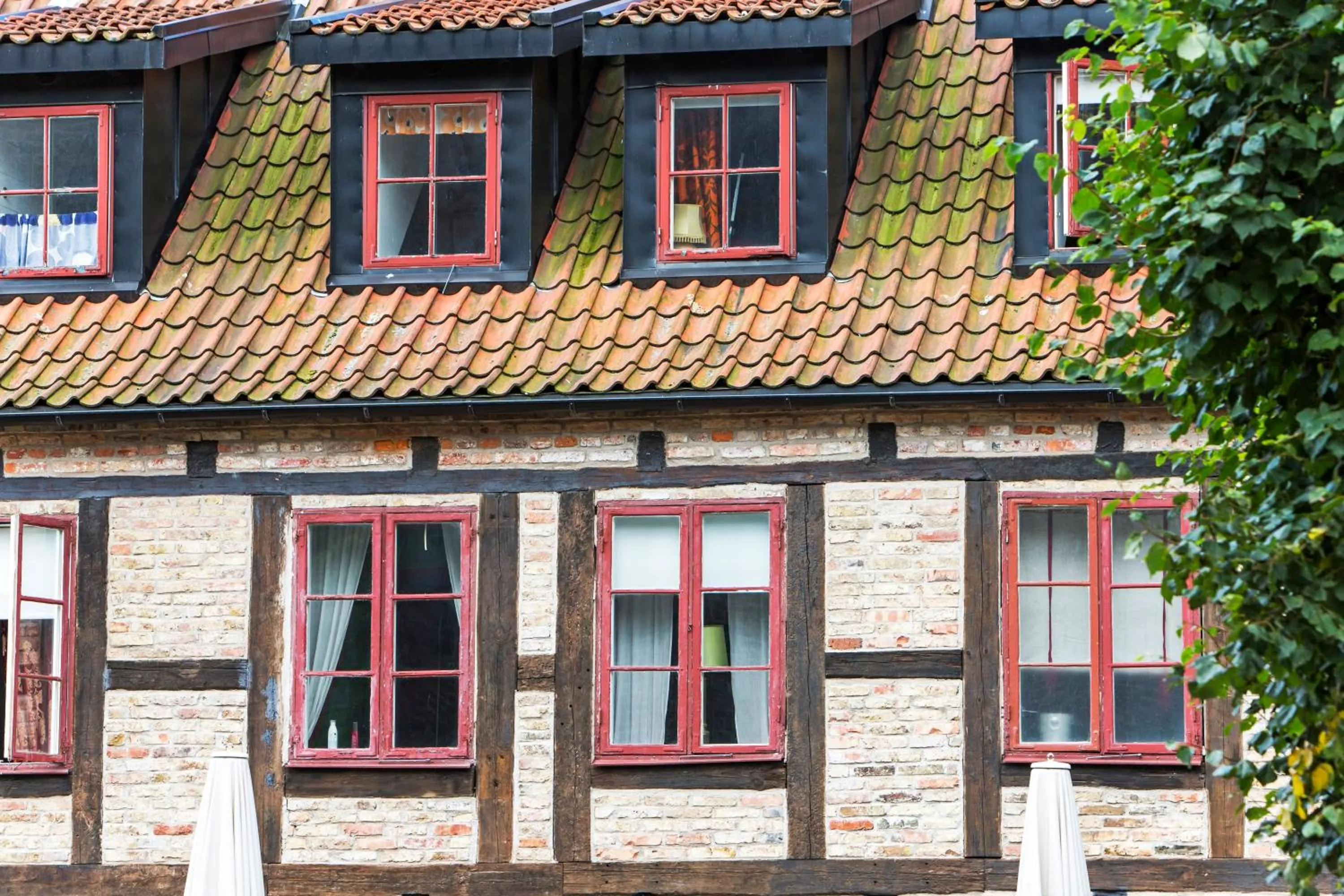 Property building in Continental Apartment Hotel Helsingborg