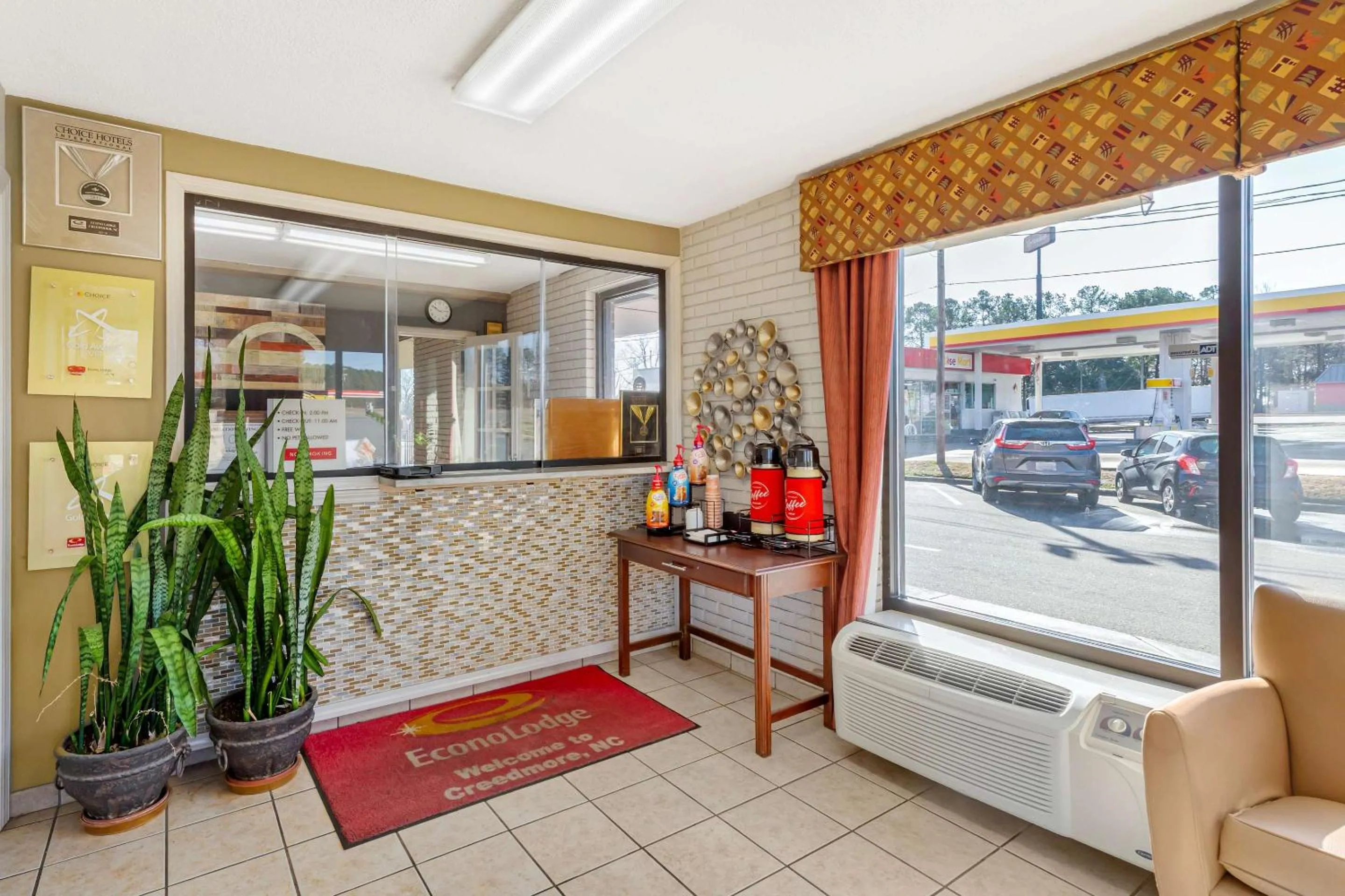 Lobby or reception in Econo Lodge